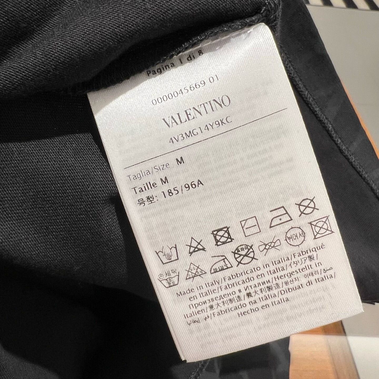 Valentino Valentino Men's Black Logo Loose T-shirt Size US S / EU 44-46 / 1 - 4 Thumbnail