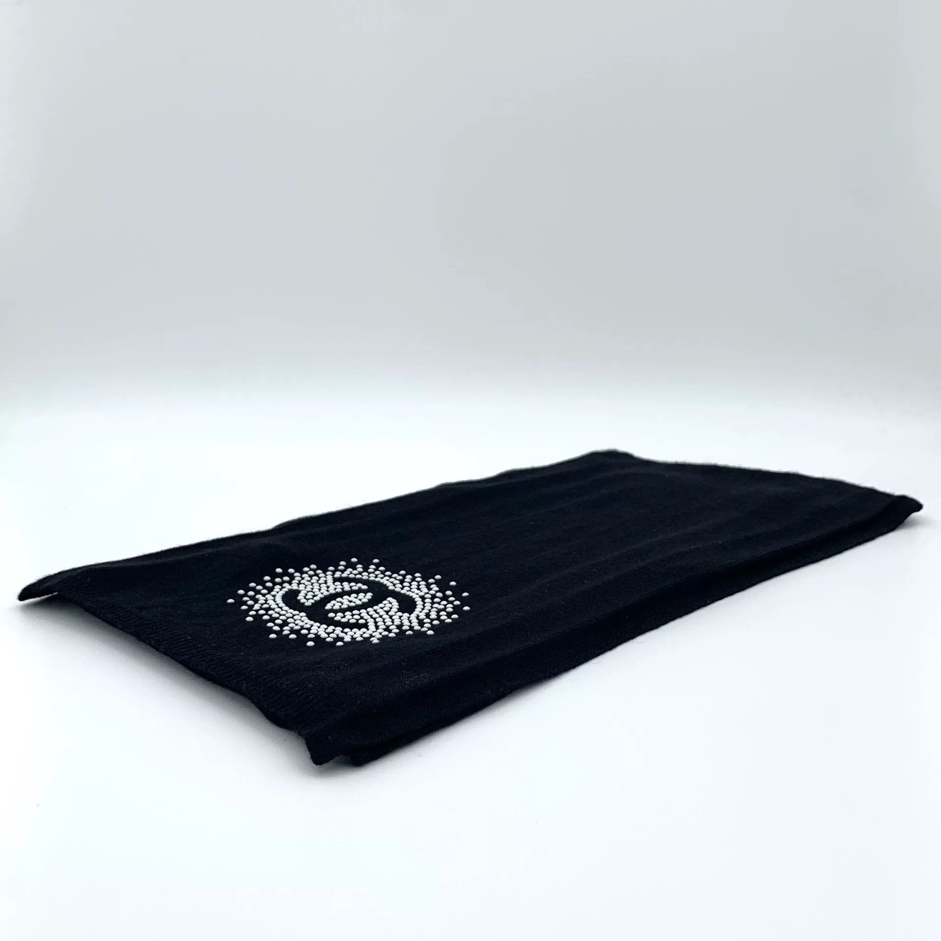Chanel Chanel Black Logo Pearl Wool Scarf Size ONE SIZE - 2 Thumbnail