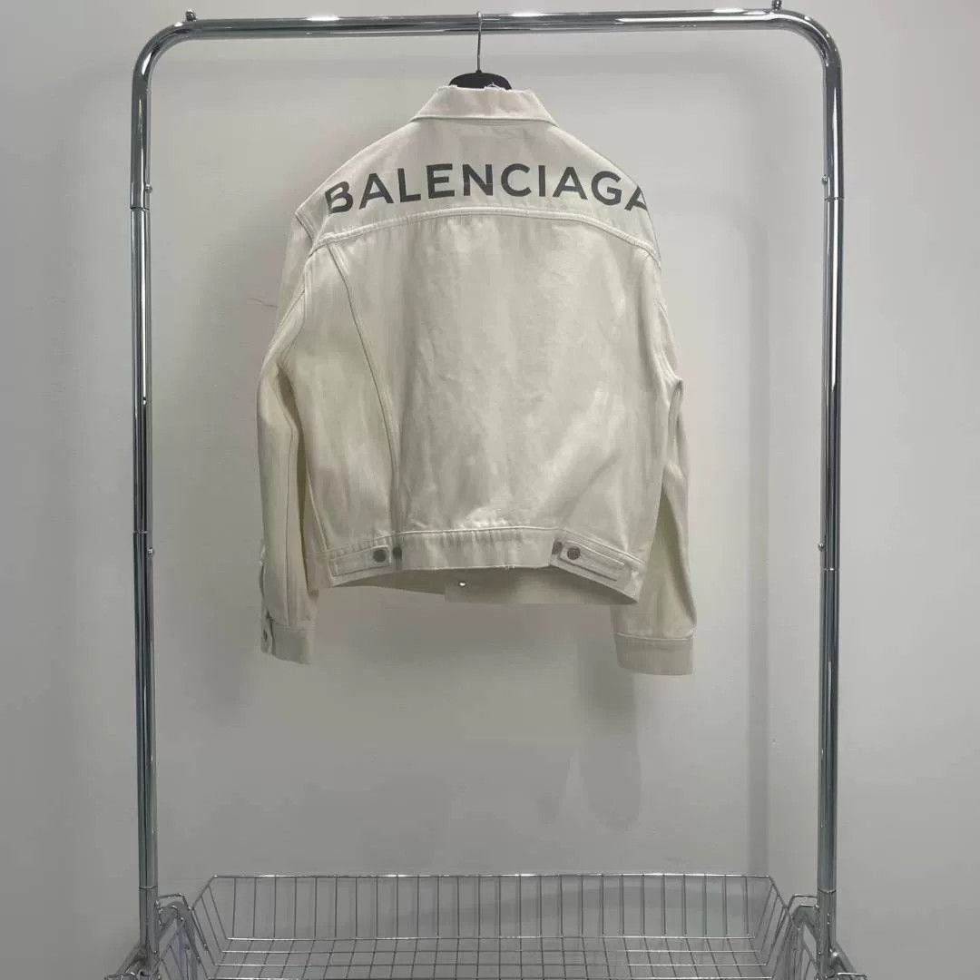 Balenciaga Balenciaga White Back Logo Denim Jacket Size US XS / EU 42 / 0 - 2 Thumbnail