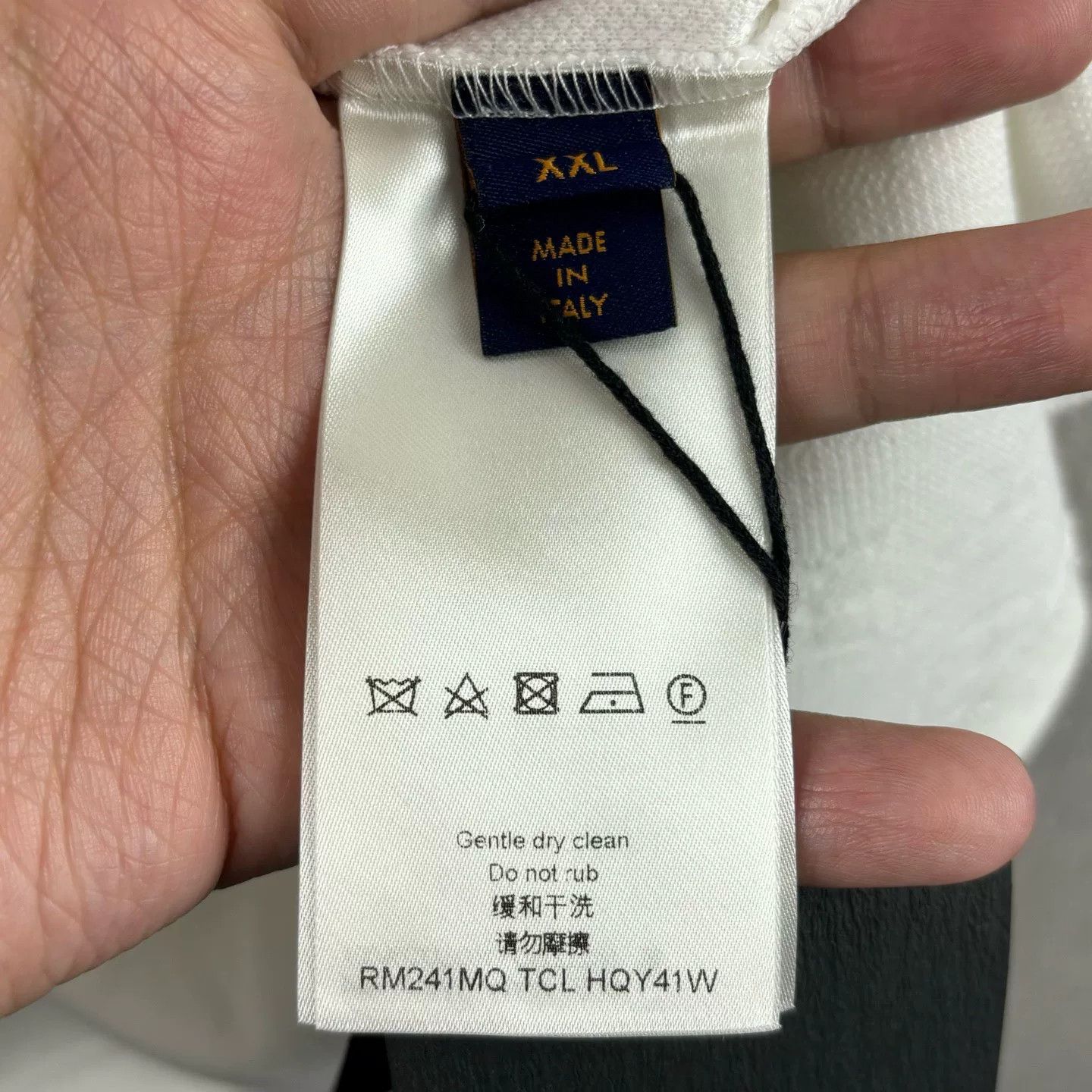 Louis Vuitton Louis Vuitton 24 Solid Pocket Casual Tee Size US XXL / EU 58 / 5 - 5 Thumbnail