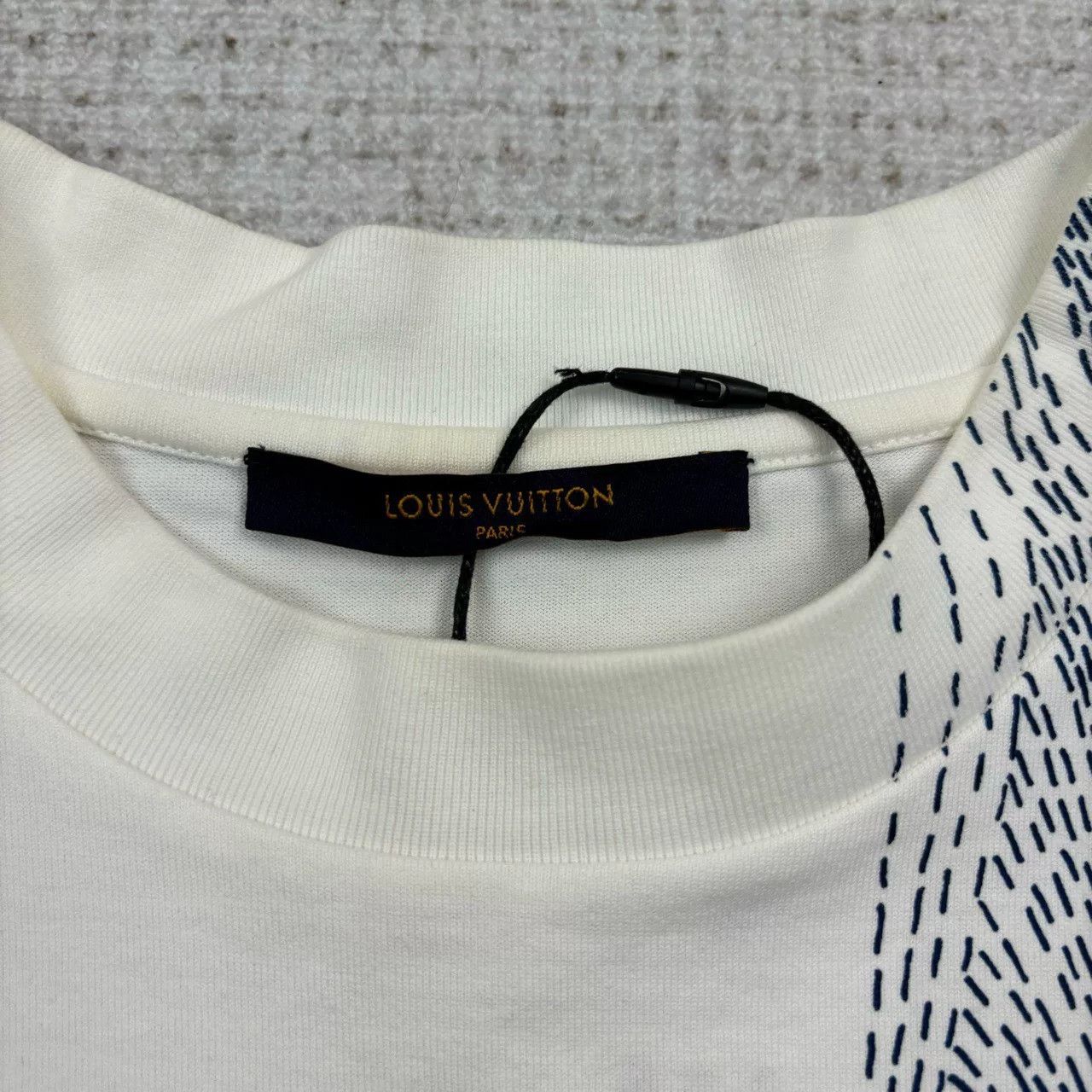 Louis Vuitton Louis Vuitton Sketch Floral Print T-shirt Size US XS / EU 42 / 0 - 4 Thumbnail