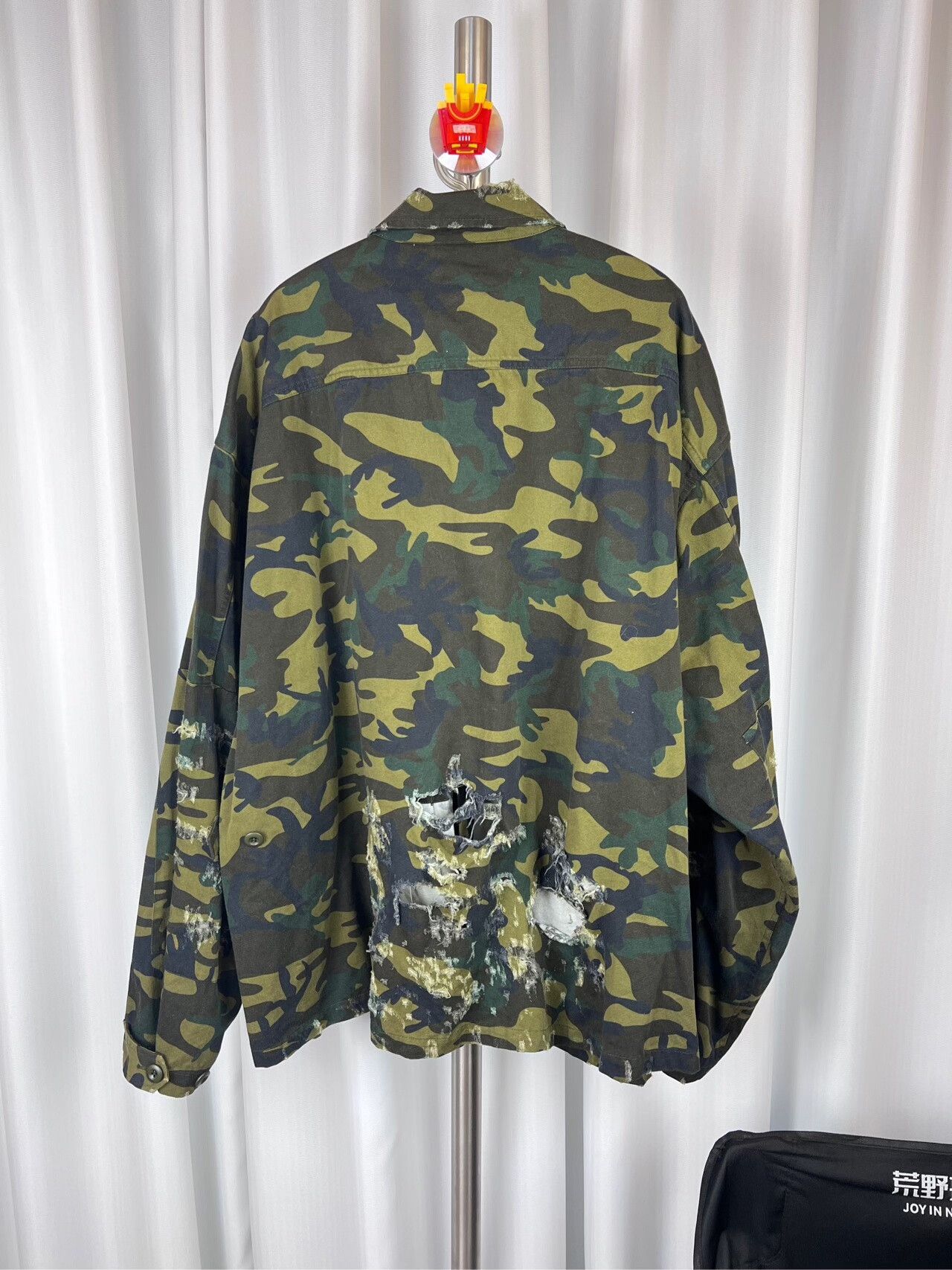 Balenciaga Balenciaga Camo Distressed Jacket SS22 Size US XS / EU 42 / 0 - 2 Thumbnail