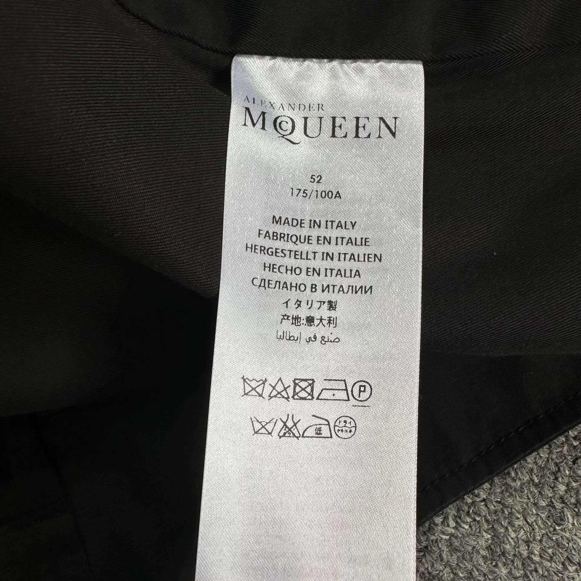 Alexander McQueen Alexander McQueen Badge Embroidered Biker Jacket Size US XL / EU 56 / 4 - 6 Thumbnail