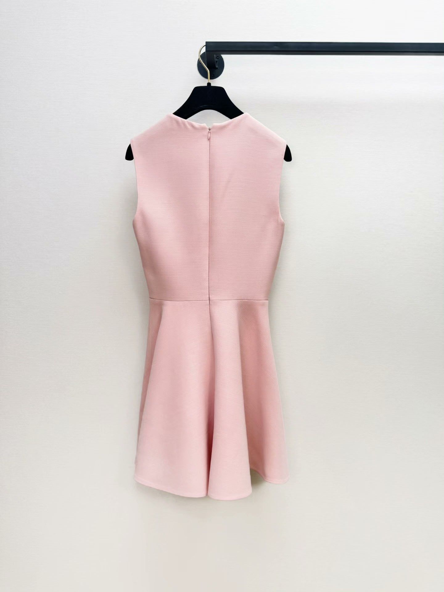 Dior pink sleeveless dress by dior Size US 34 / EU 50 - 6 Thumbnail