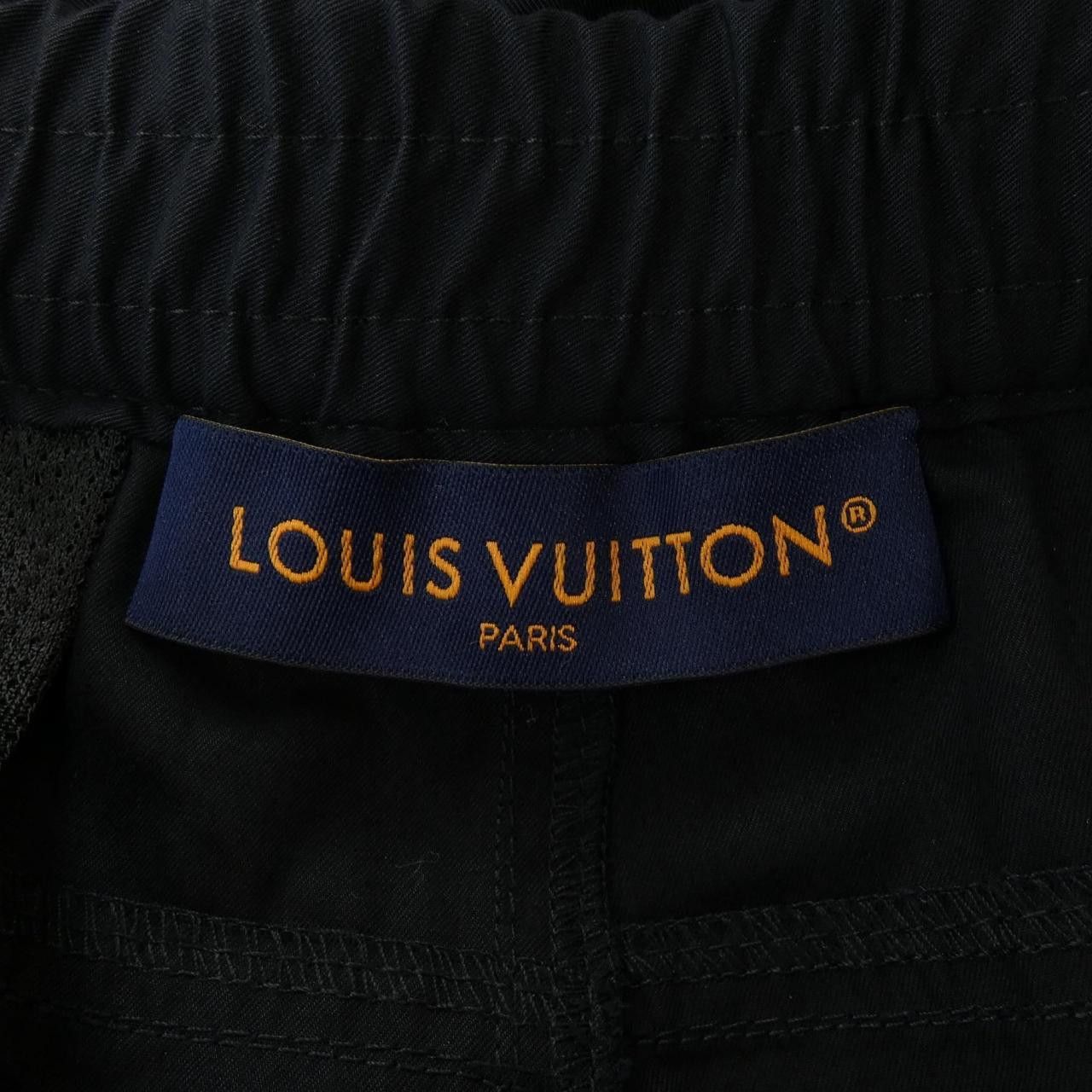 Louis Vuitton Louis Vuitton Louis Vuitton HRP42WKAC Shorts Cotton Shorts HRP42WKAC DUTY FREE for USA Size ONE SIZE - 4 Thumbnail