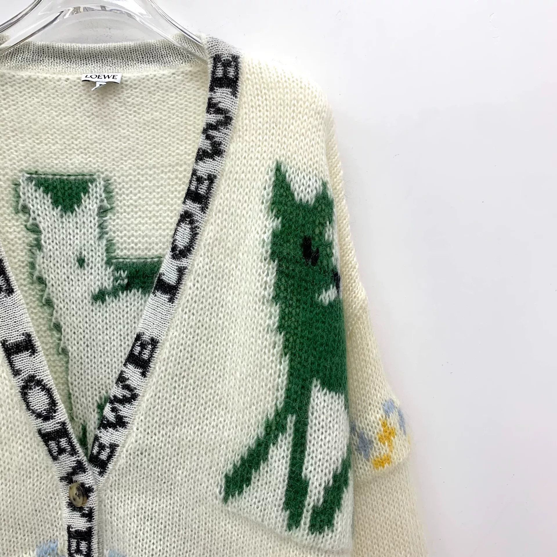 Loewe Loewe White Logo V-Neck Knit Cardigan Size US S / EU 44-46 / 1 - 3 Thumbnail