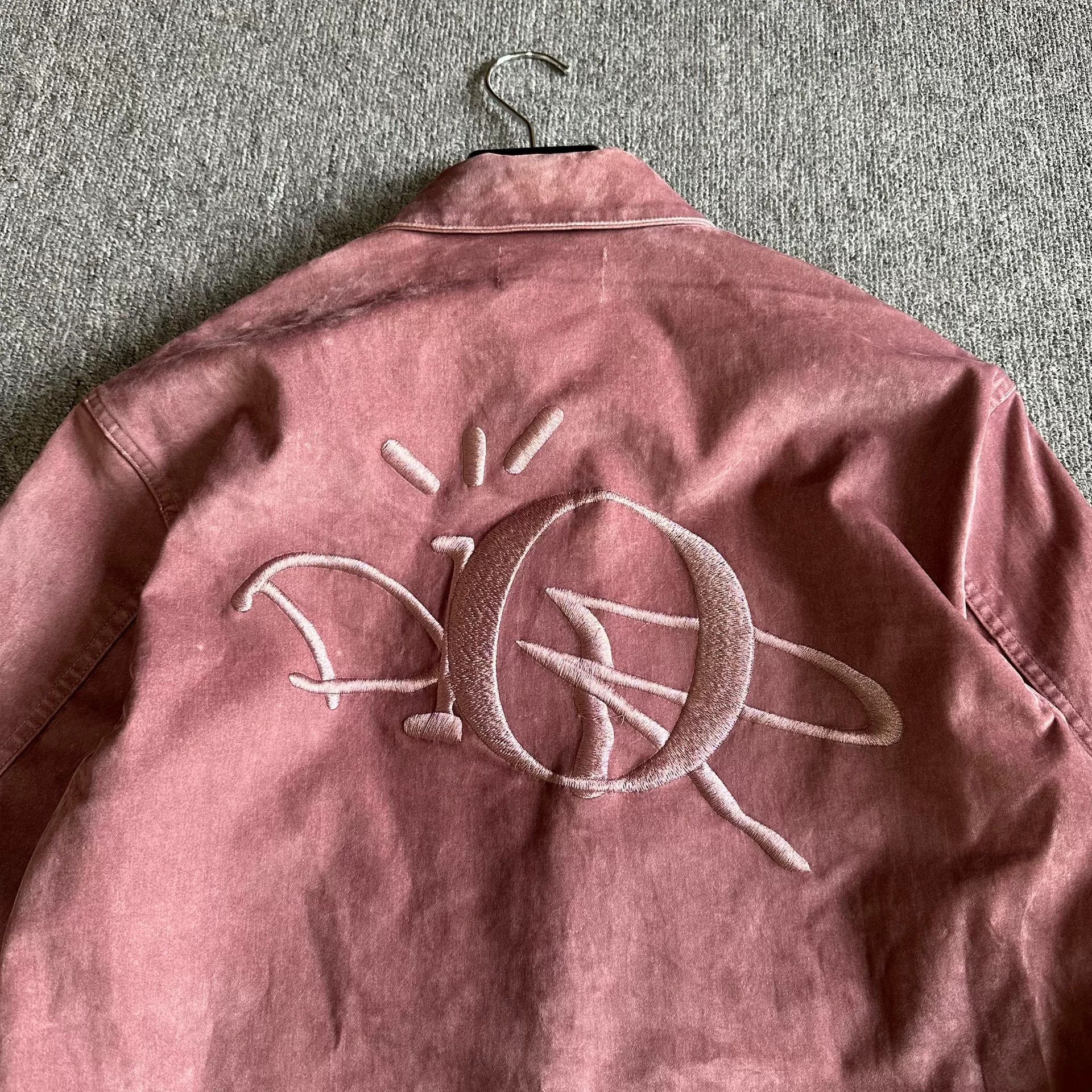 Dior dior travis scott embroidered velvet jacket Size US L / EU 52-54 / 3 - 4 Thumbnail