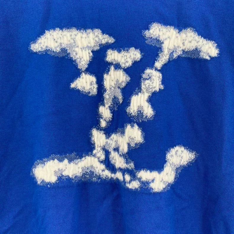 Louis Vuitton Louis Vuitton Cloud Print Knit T-Shirt Size US L / EU 52-54 / 3 - 5 Thumbnail