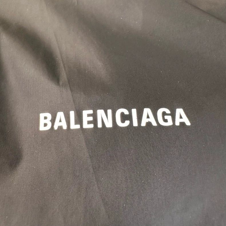 Balenciaga Balenciaga Logo Coach Jacket Raincoat Size US XS / EU 42 / 0 - 6 Thumbnail
