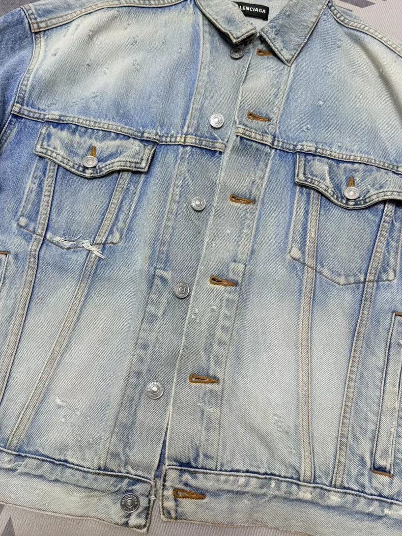 Balenciaga Balenciaga Distressed Denim Jacket Size US M / EU 48-50 / 2 - 2 Thumbnail