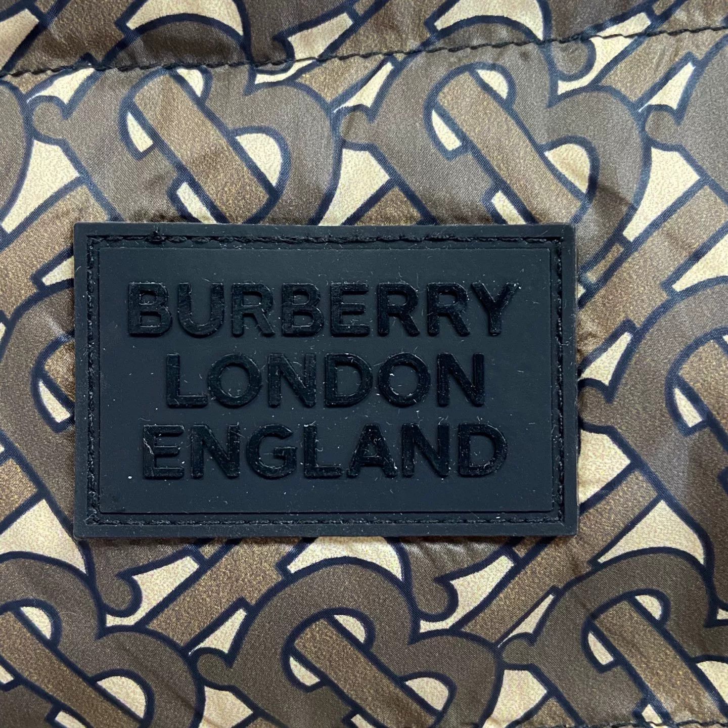 Burberry Burberry Logo Print Down Jacket Size US S / EU 44-46 / 1 - 3 Thumbnail