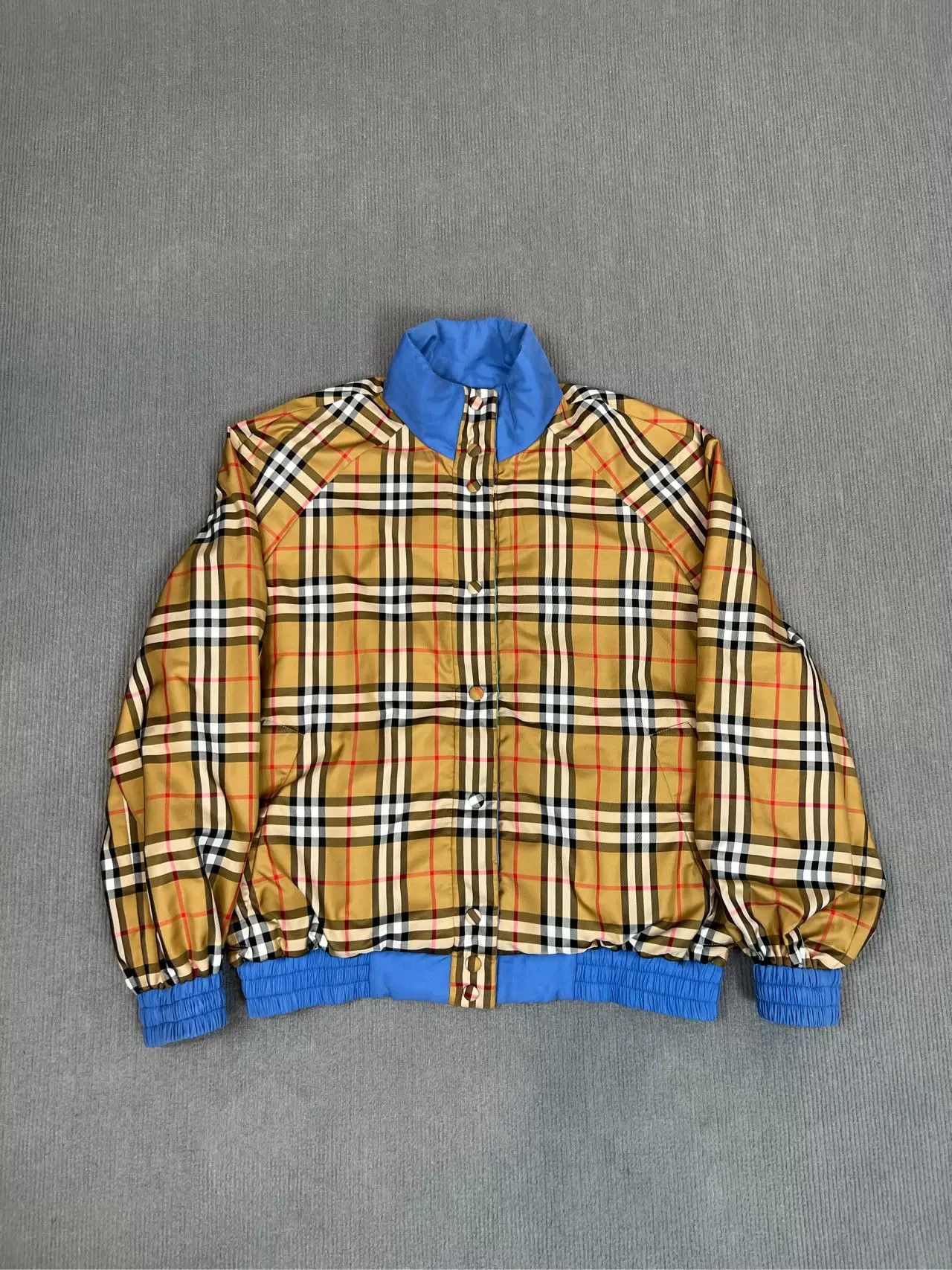 Burberry Burberry Reversible Jacket UK4 Size US XS / EU 42 / 0 - 4 Thumbnail
