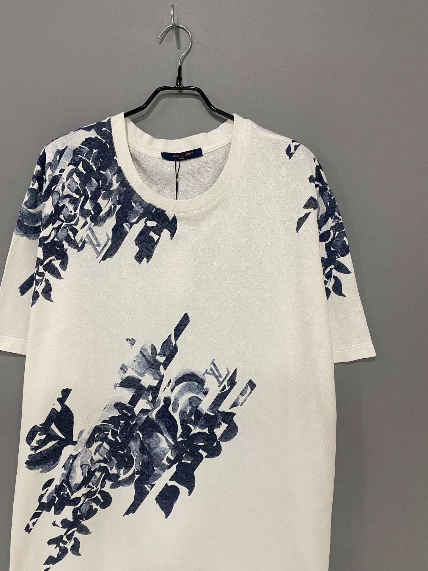 Louis Vuitton Louis Vuitton SS24 Waterweed Print Tee Size US L / EU 52-54 / 3 - 2 Thumbnail