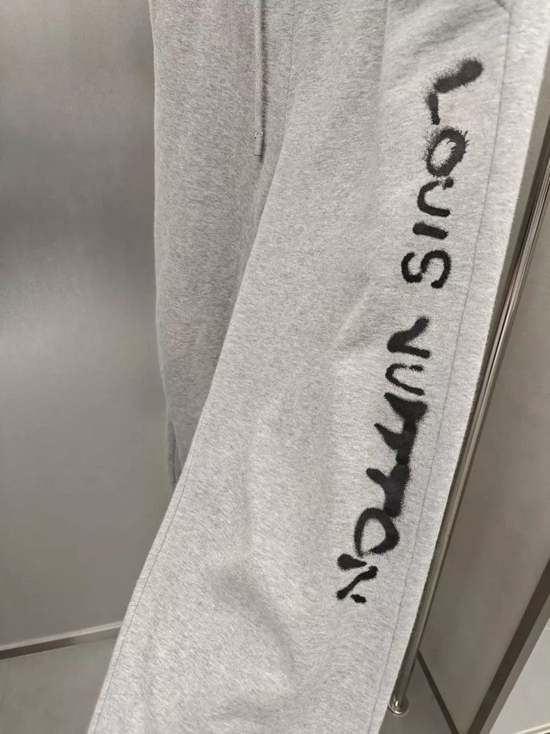 Louis Vuitton LV Gray Logo Print Sweatpants XS Size US 26 / EU 42 - 6 Thumbnail