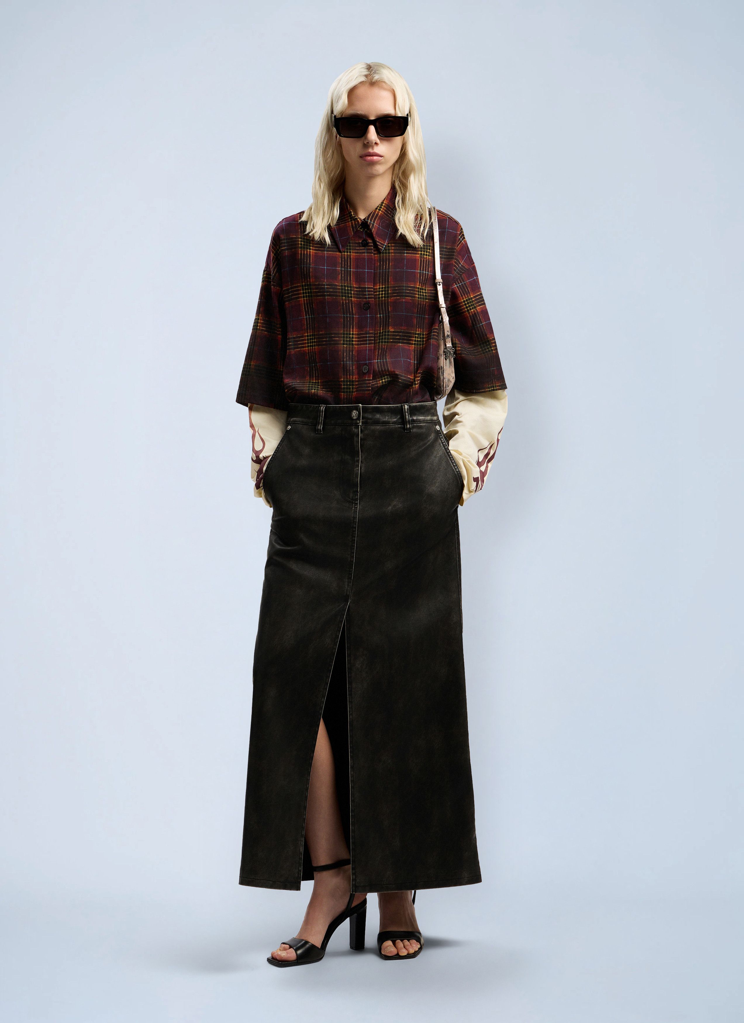 Palm Angels Curved Logo Coated Long Skirt Size 30" / US 8 / IT 44 - 2 Thumbnail