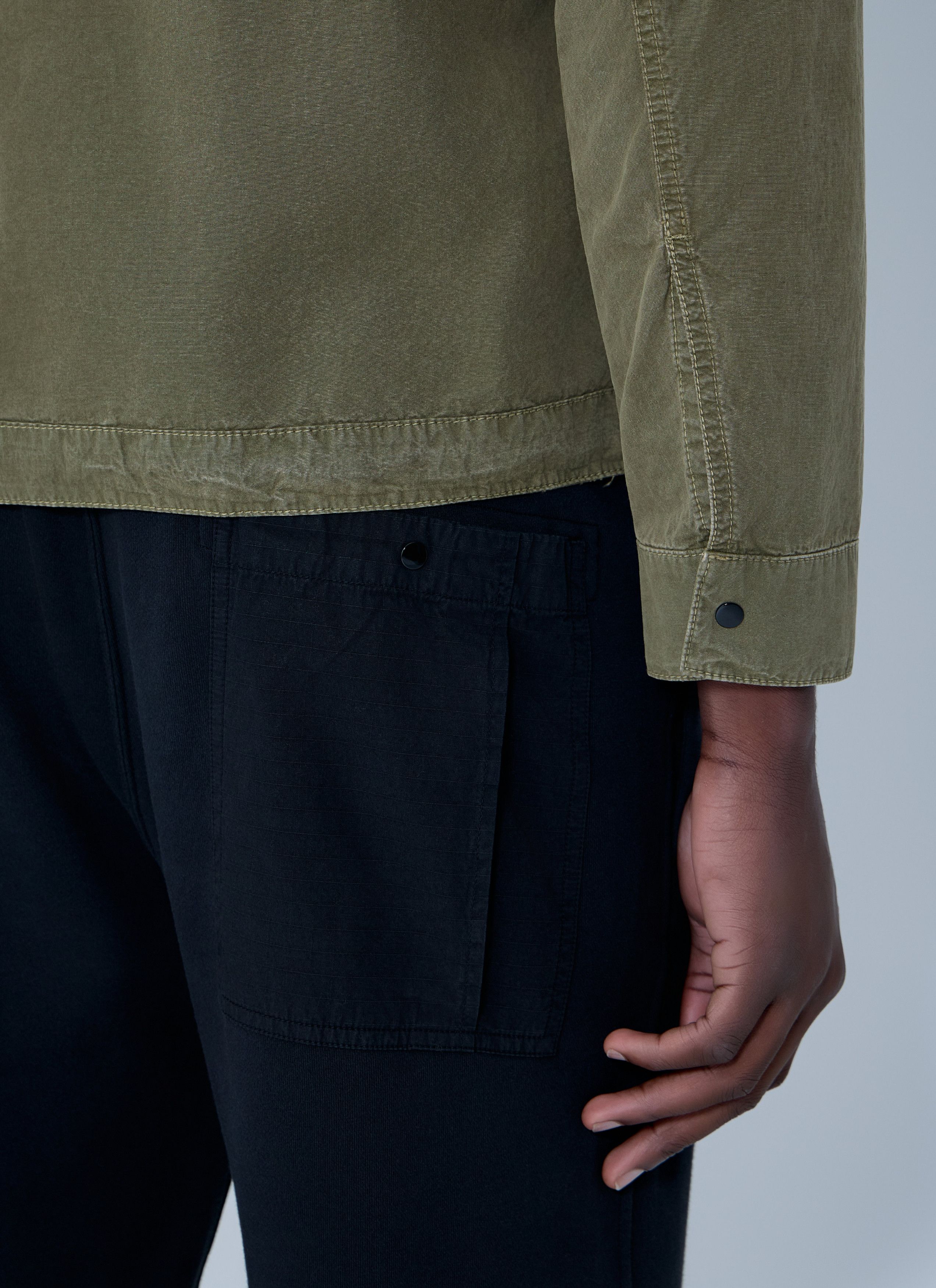 Stone Island Logo Patch Overshirt Size US M / EU 48-50 / 2 - 6 Thumbnail