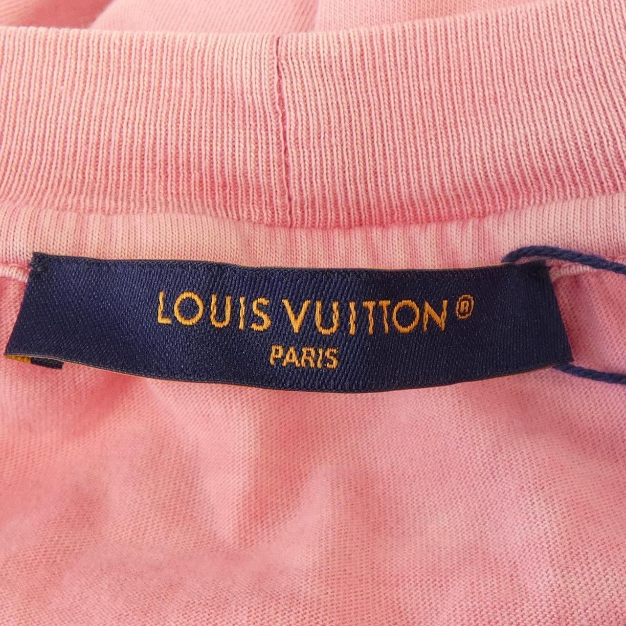 Louis Vuitton Louis Vuitton Louis Vuitton T-shirt Cotton T-Shirts HTY22WFG1 DUTY FREE for USA Size ONE SIZE - 4 Thumbnail