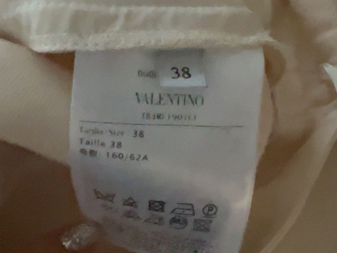 Valentino VALENTINO Beige New Shorts Size US 28 / EU 44 - 4 Thumbnail