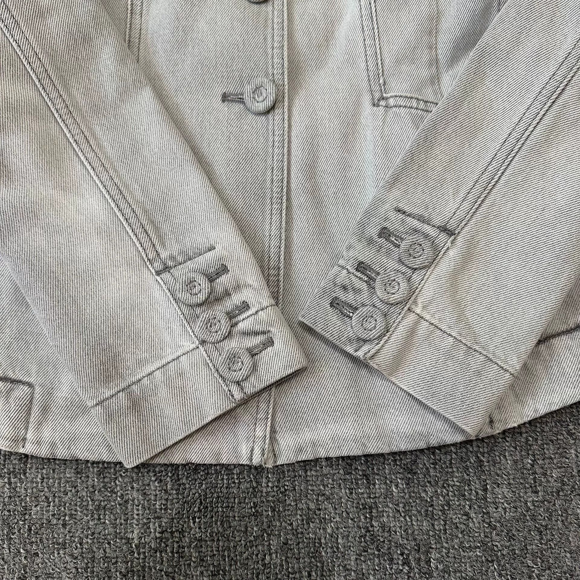 Dior Dior Bee Casual Denim Blazer Jacket Size US XS / EU 42 / 0 - 3 Thumbnail