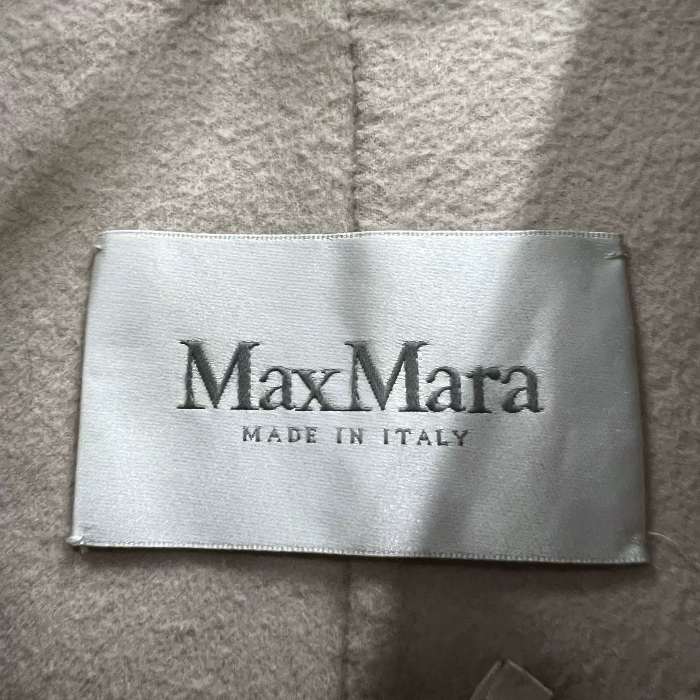 Max Mara MaxMara Hooded Coat in Beige Size US S / EU 44-46 / 1 - 4 Thumbnail