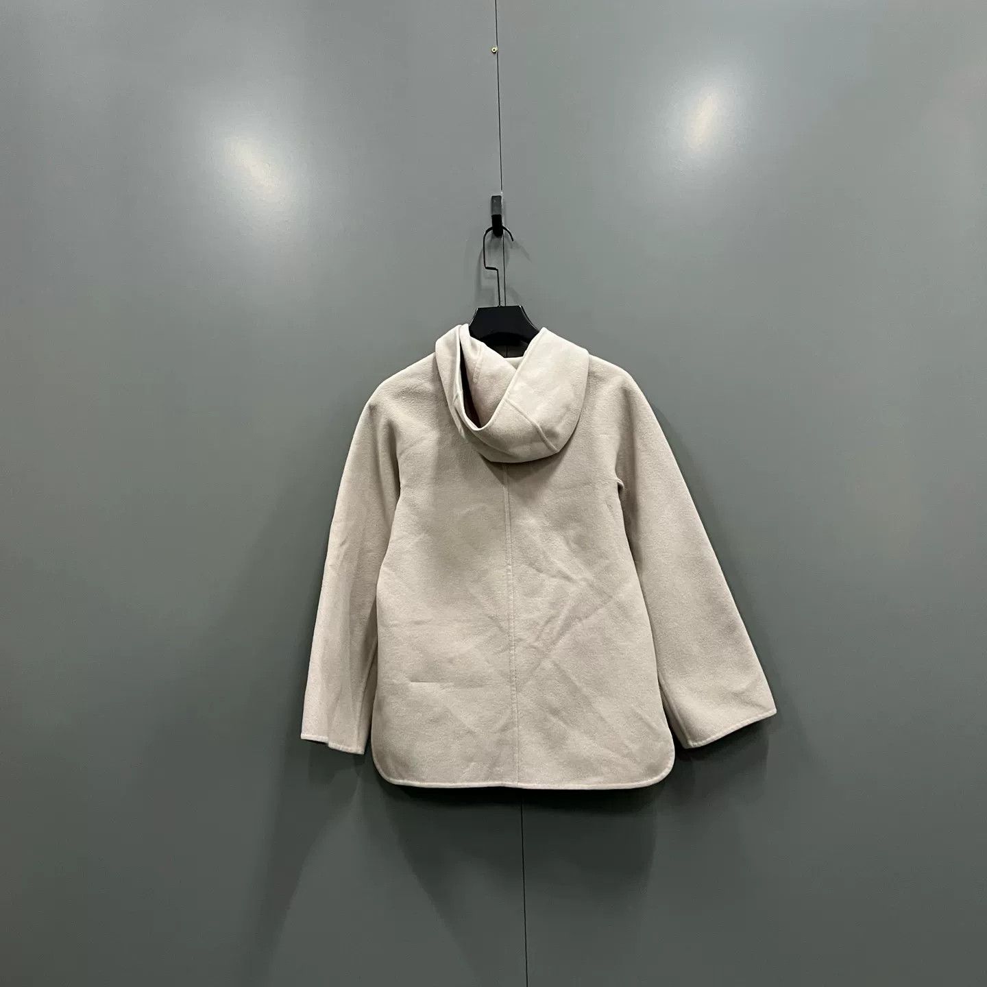 Max Mara MaxMara Hooded Coat in Beige Size US S / EU 44-46 / 1 - 2 Thumbnail