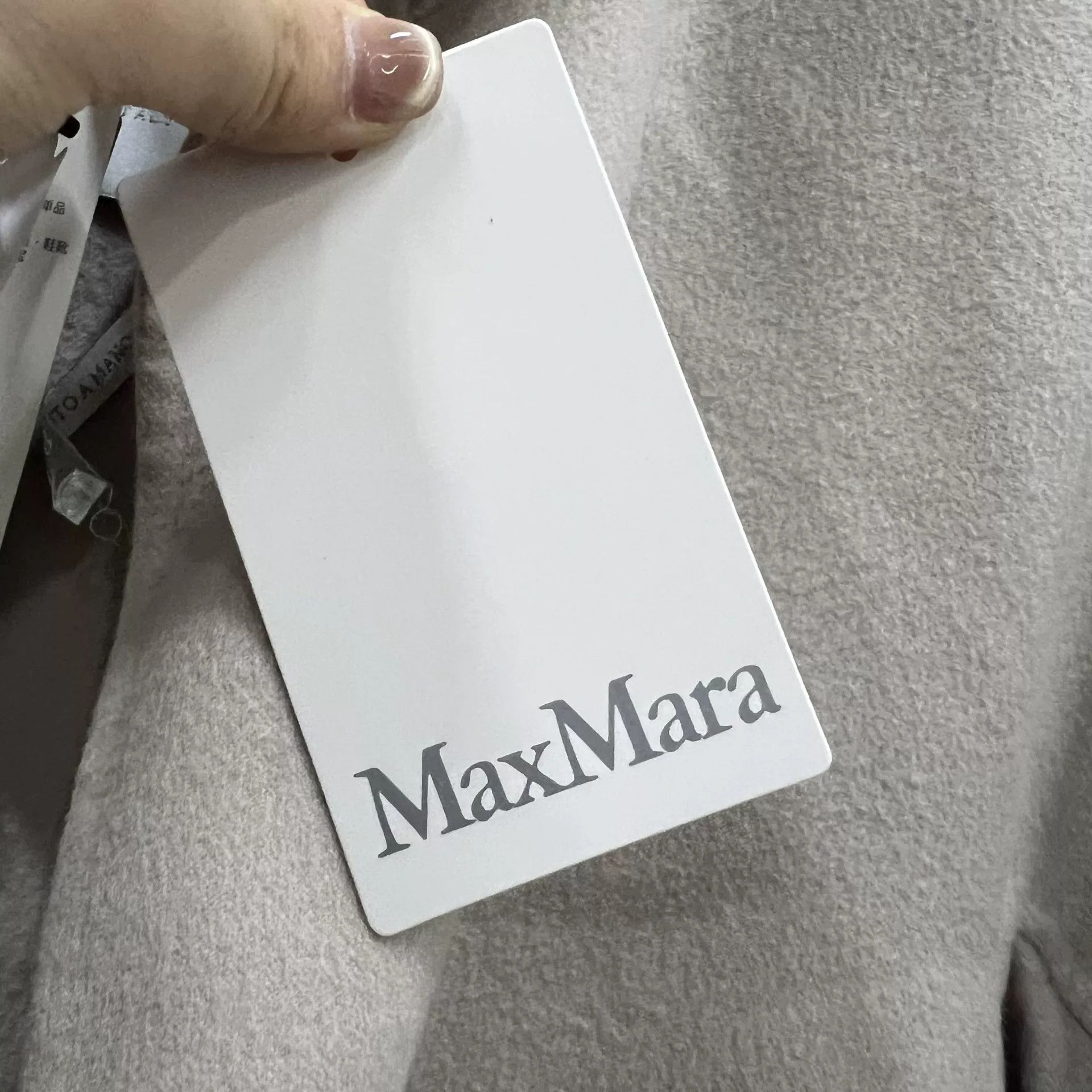 Max Mara MaxMara Hooded Coat in Beige Size US S / EU 44-46 / 1 - 5 Thumbnail