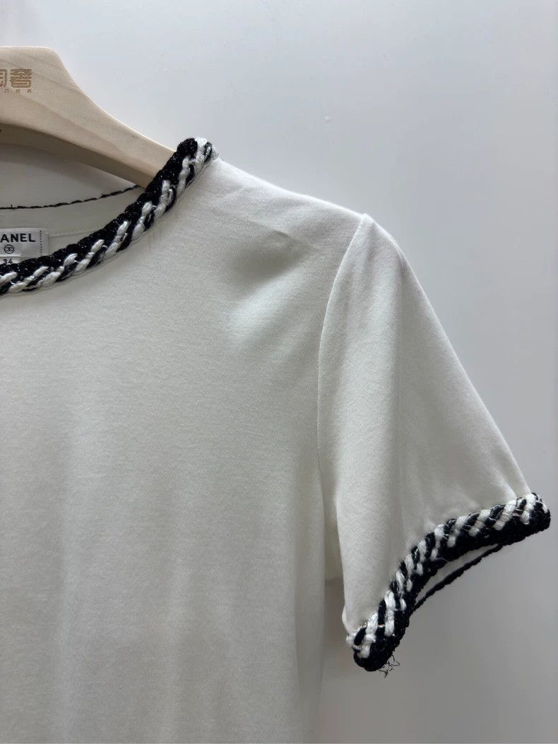 Chanel Chanel White Embroidered Short Sleeve T-shirt Size US XXS / EU 40 - 4 Thumbnail