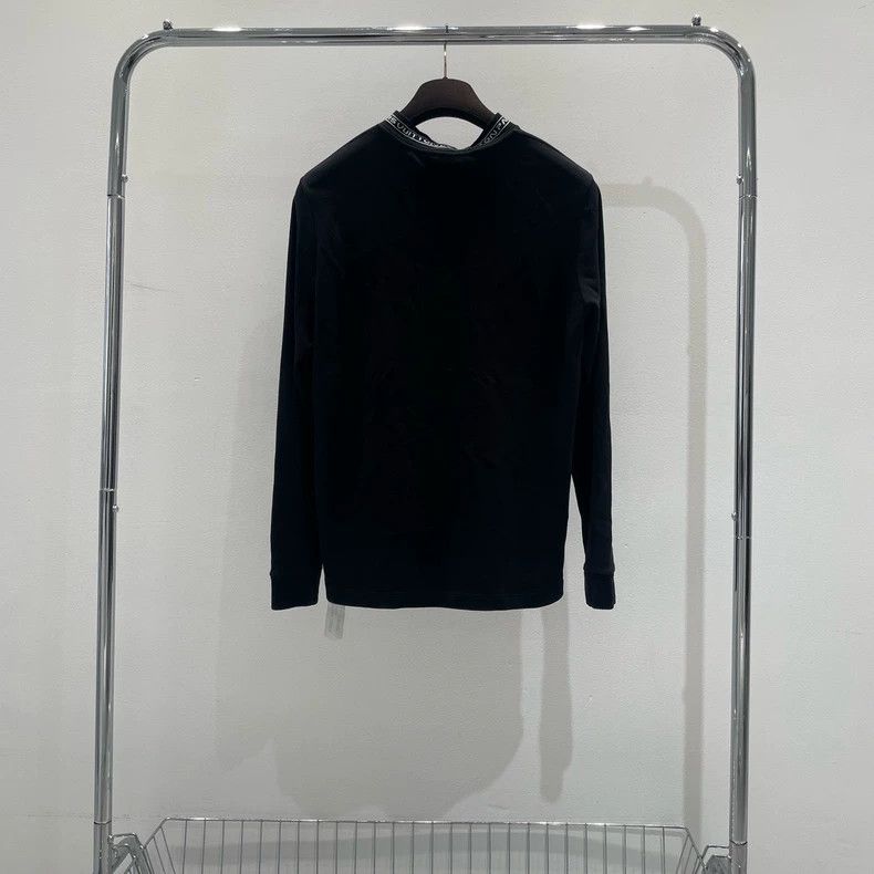 Louis Vuitton Louis Vuitton Black Letter Long Sleeve Top Size US XS / EU 42 / 0 - 2 Thumbnail
