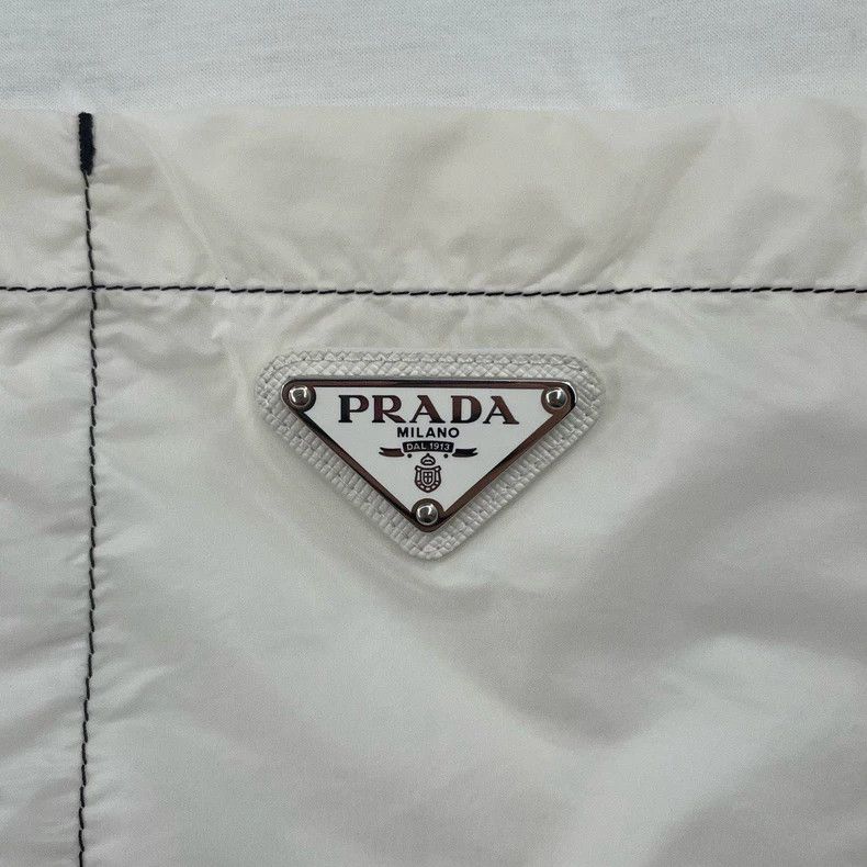 Prada Prada Stitch Pocket Triangle Logo Tee Size US M / EU 48-50 / 2 - 5 Thumbnail