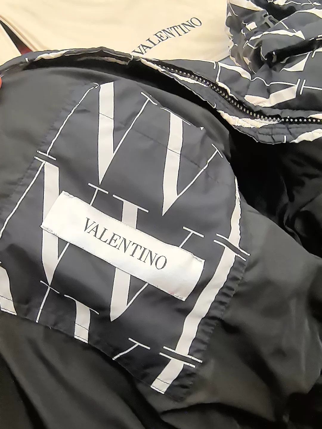 Valentino Valentino Authentic Down Jacket Size US L / EU 52-54 / 3 - 3 Thumbnail