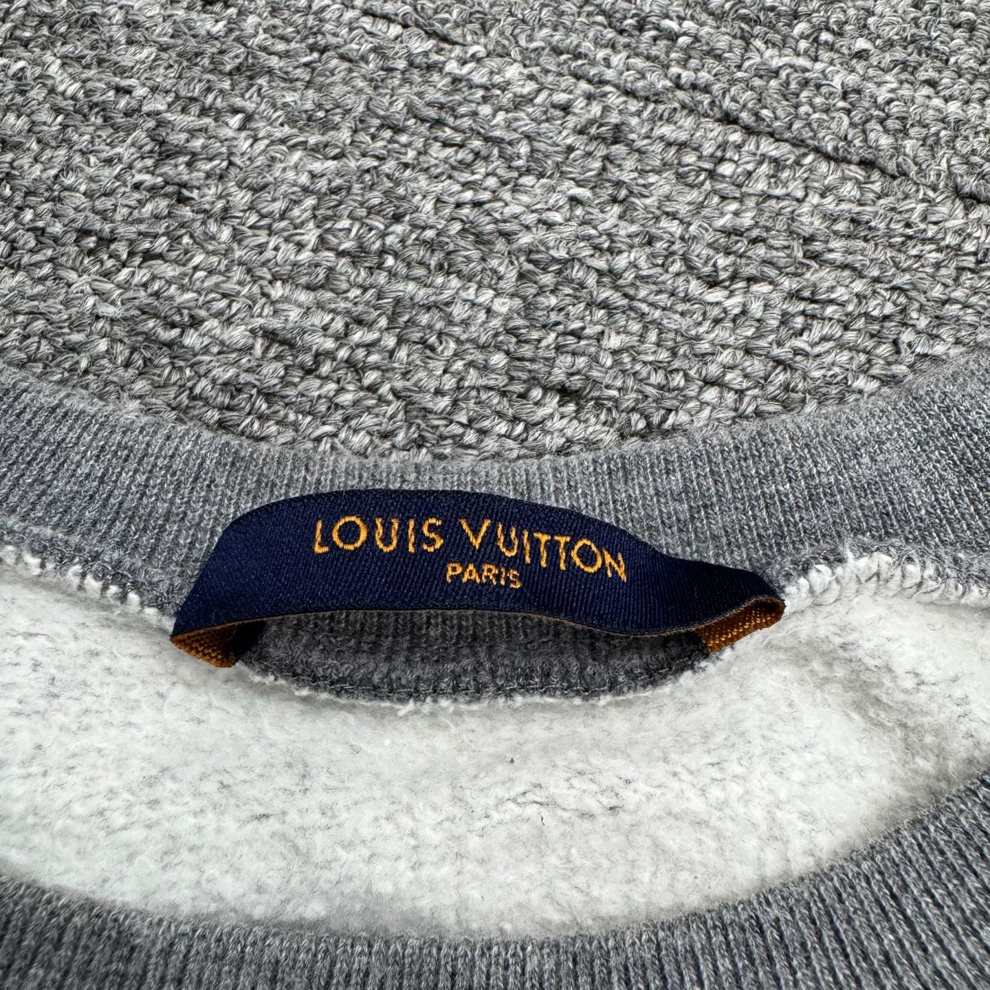 Louis Vuitton Louis Vuitton Nigo Graphic Sweatshirt Size US S / EU 44-46 / 1 - 2 Thumbnail