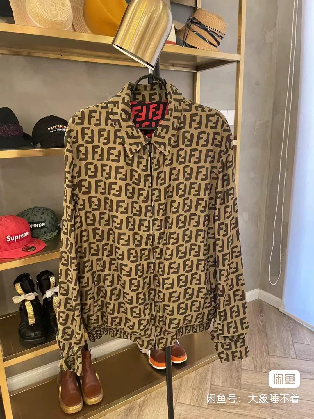 Fendi Fendi Reversible Silk Jacket for Unisex Size US M / EU 48-50 / 2 - 3 Thumbnail
