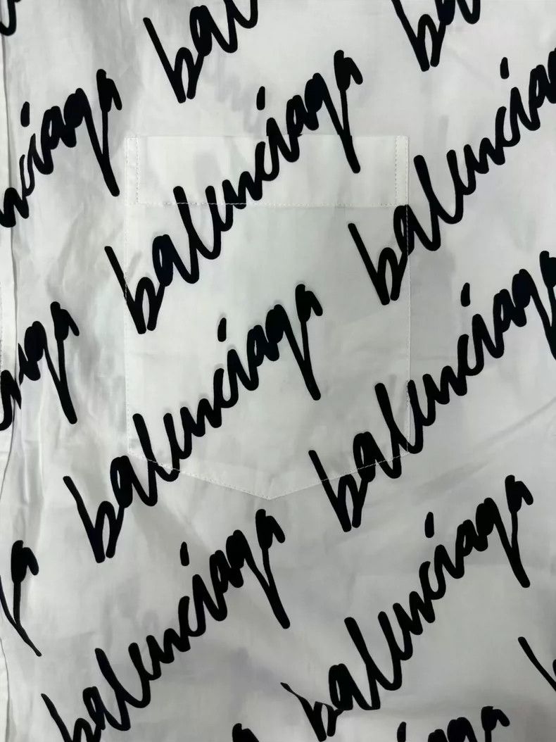 Balenciaga Balenciaga SS22 Logo Print Short Sleeve Shirt Size US L / EU 52-54 / 3 - 4 Thumbnail