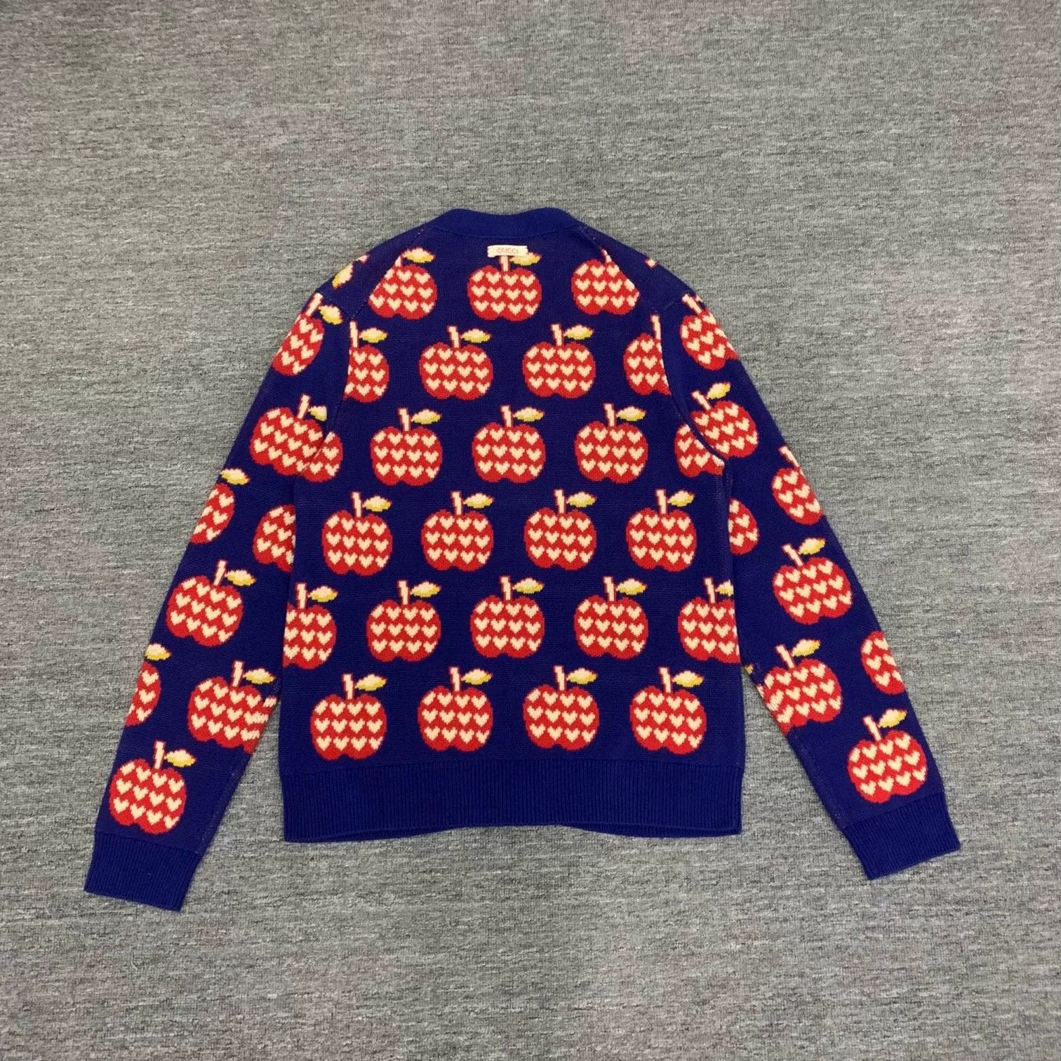 Gucci blue apple knit cardigan by gucci Size M / US 6-8 / IT 42-44 - 2 Thumbnail