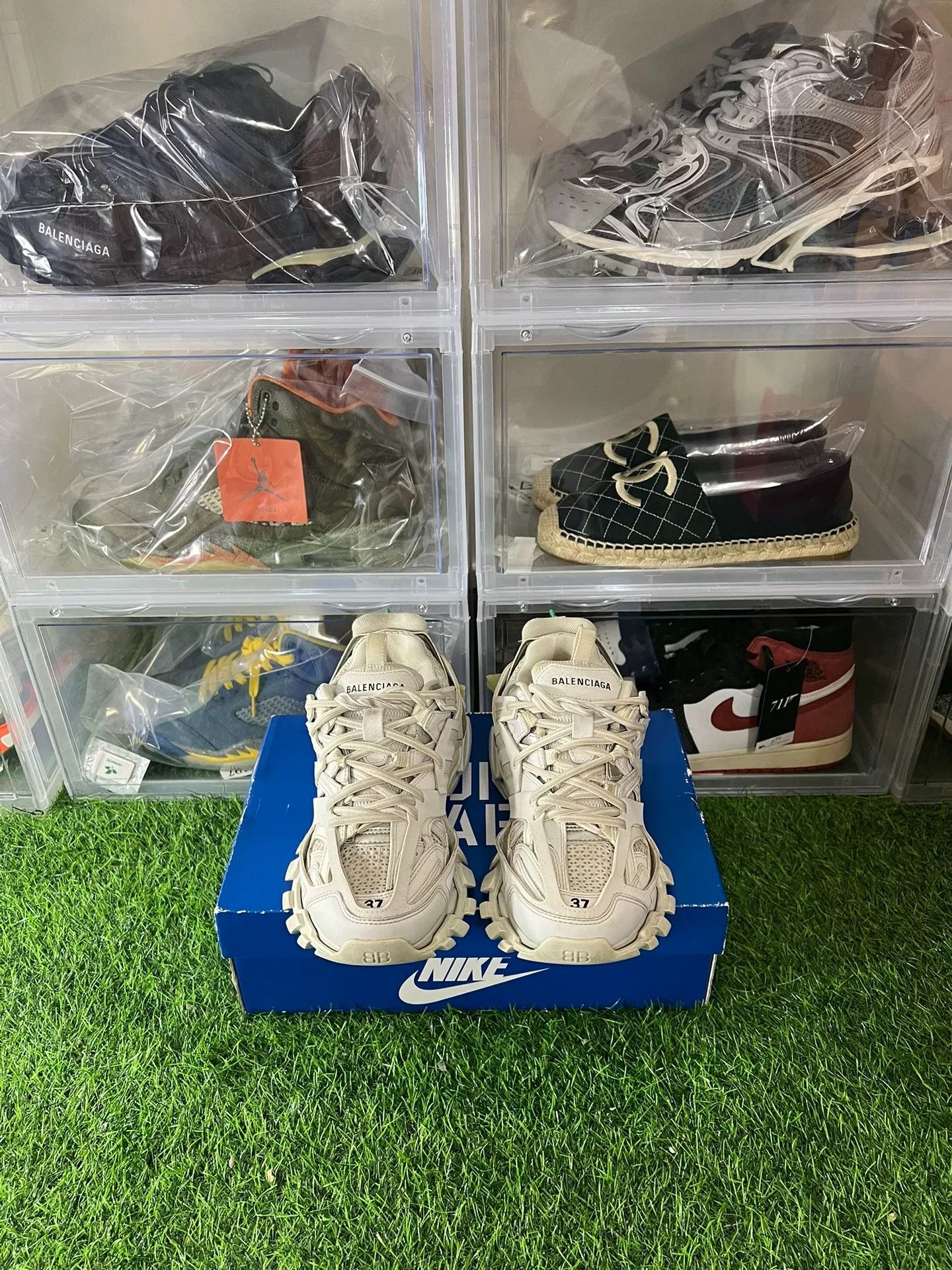 Balenciaga Balenciaga Track Sneakers Size 37 White Size US 6 / IT 36 - 2 Thumbnail