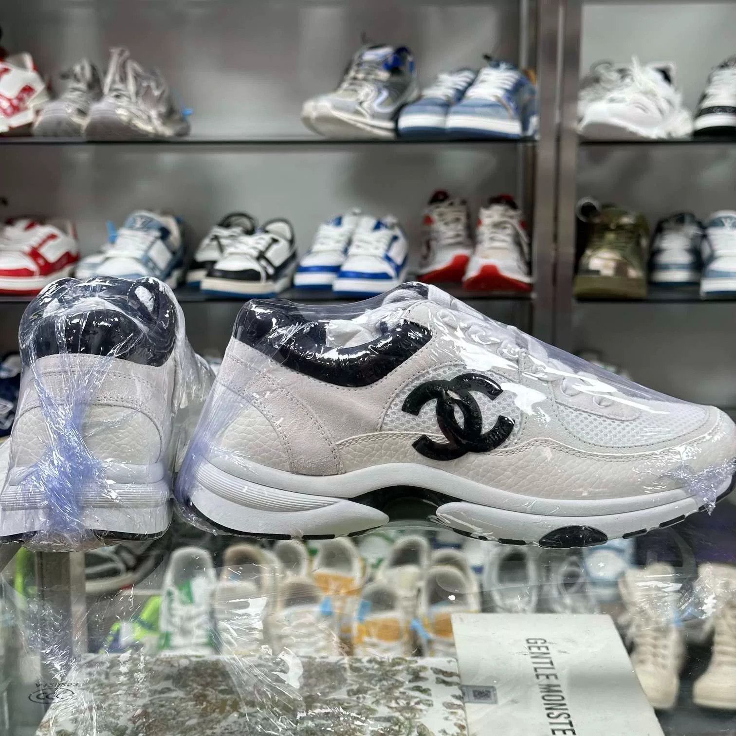 Chanel Chanel Black and White Panda Sneakers Size US 7.5 / IT 37.5 - 2 Thumbnail