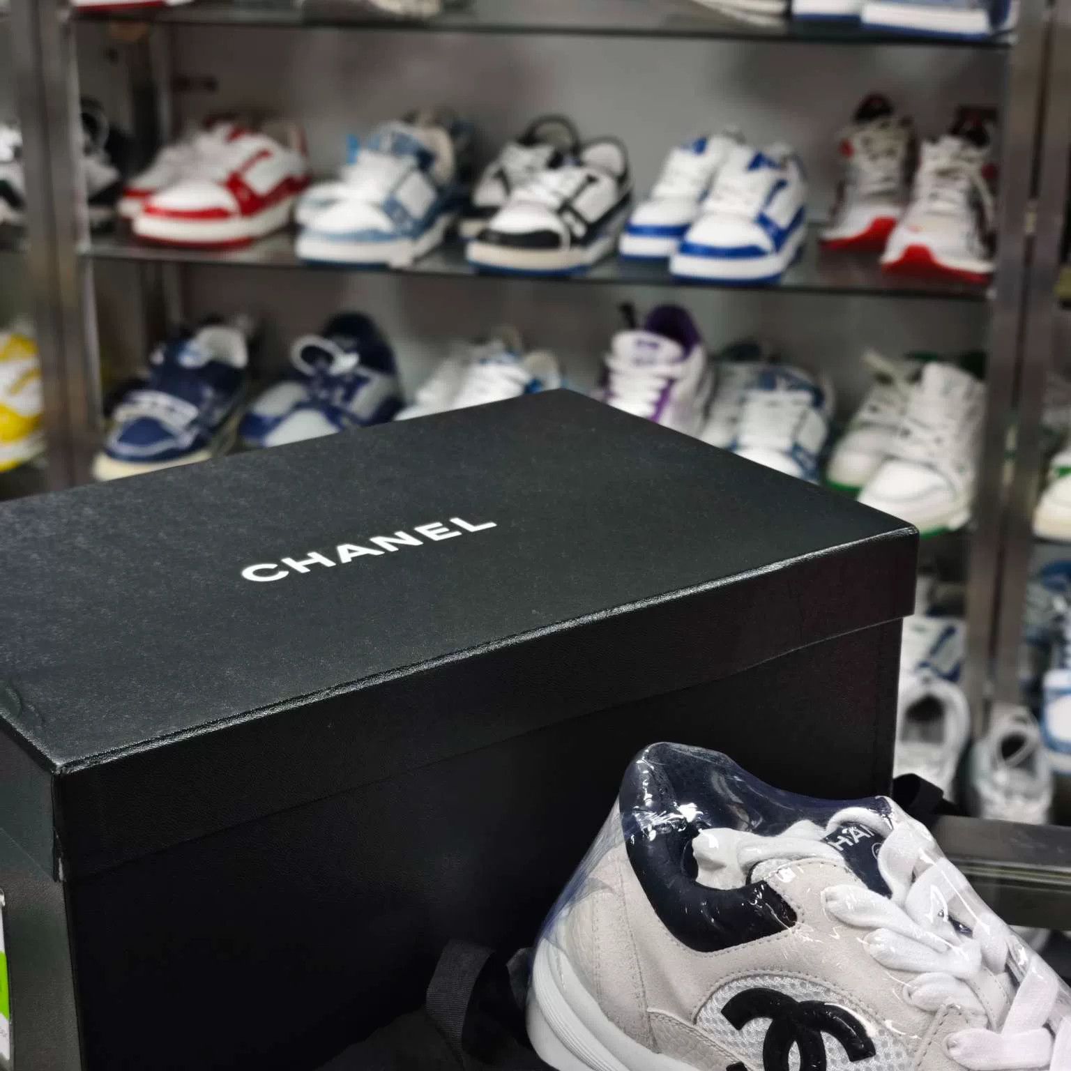 Chanel chanel black and white panda sneakers Size US 7.5 / IT 37.5 - 5 Thumbnail