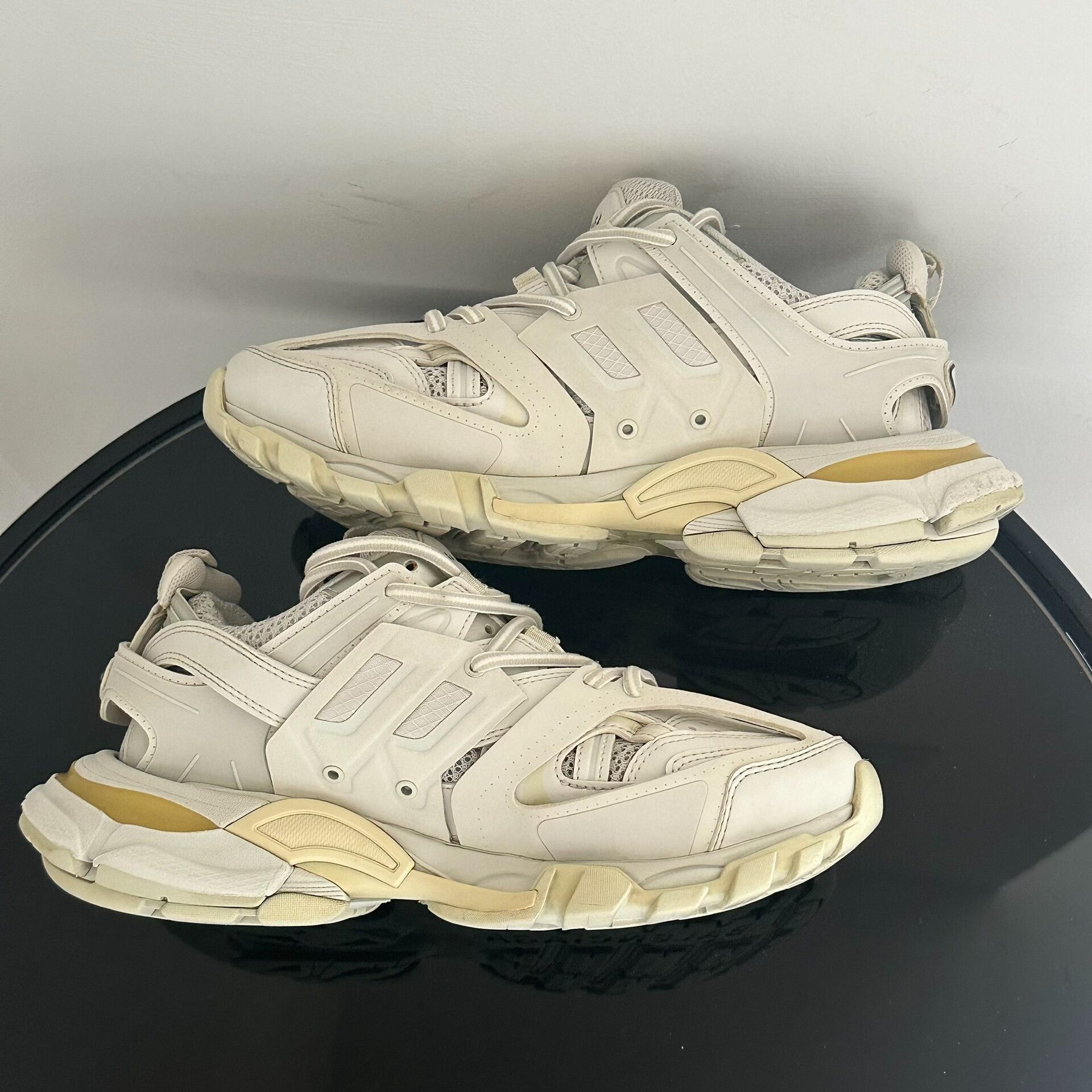 Balenciaga balenciaga track women's sneakers in white Size US 7 / IT 37 - 3 Thumbnail