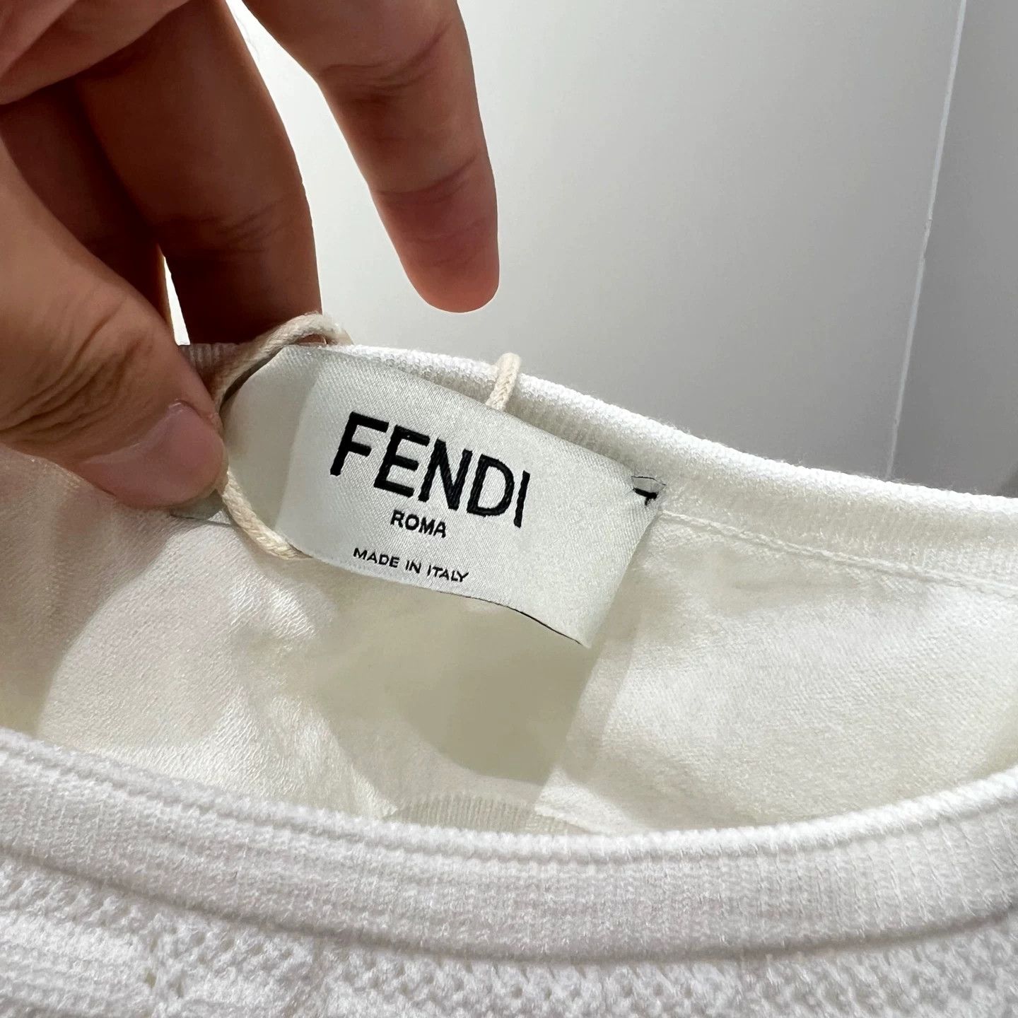 Fendi fendi embossed logo cropped cami top Size S / US 4 / IT 40 - 2 Thumbnail