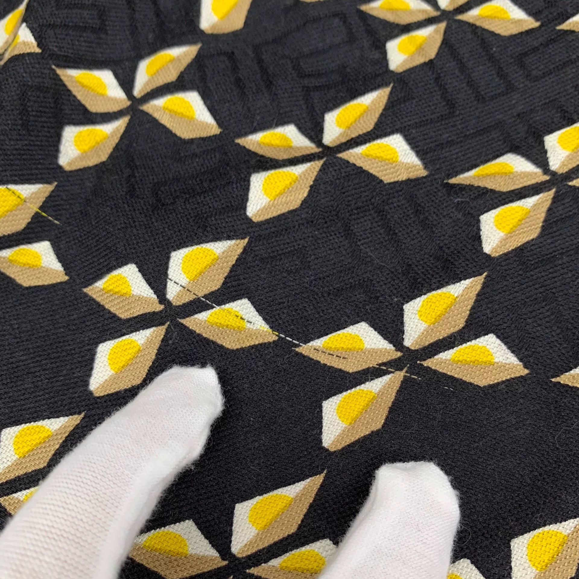 Fendi fendi geometric print silk shawl coat Size US M / EU 48-50 / 2 - 7 Thumbnail