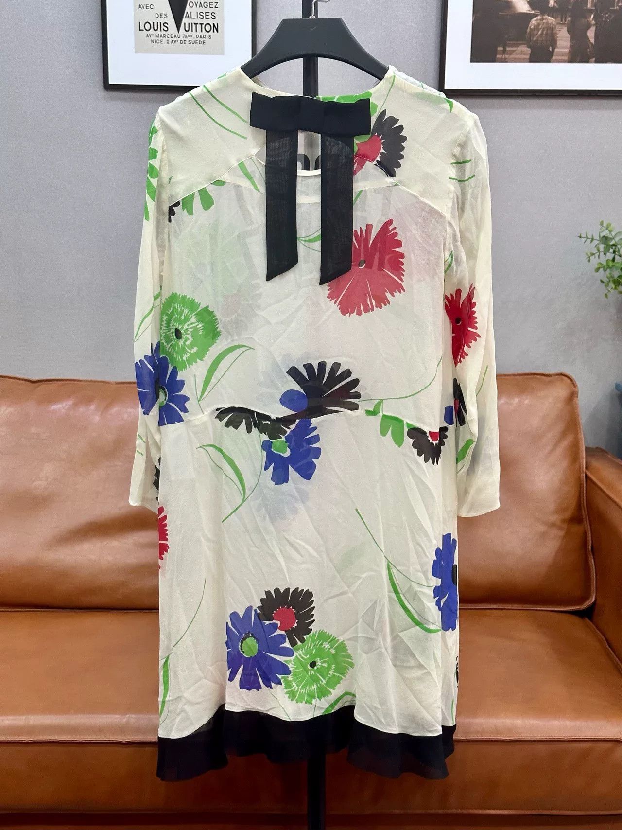 Valentino beige floral silk dress two-piece set Size M / US 6-8 / IT 42-44 - 2 Thumbnail
