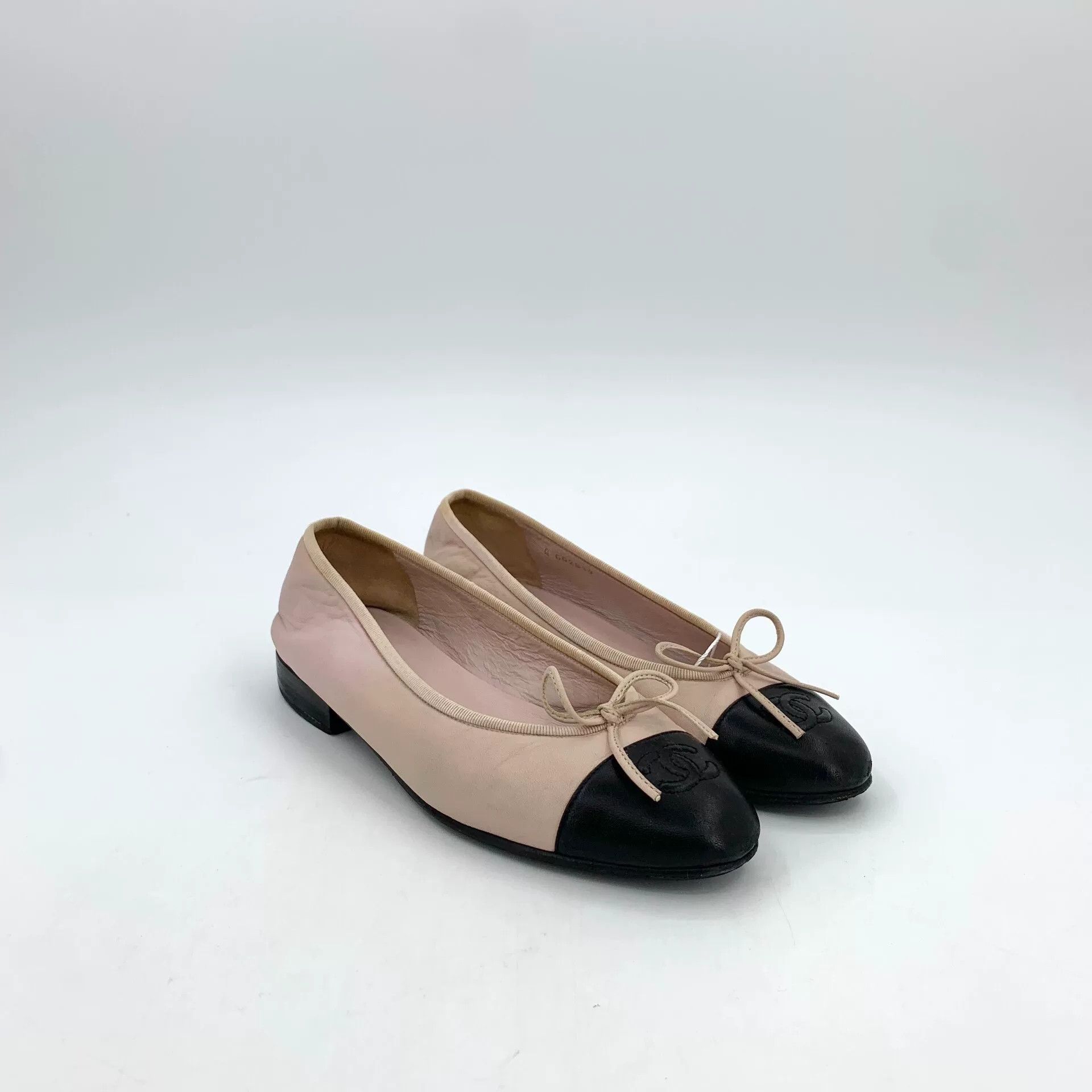 Chanel Chanel Pink Bow Casual Flat Shoes Size US 8 / IT 38 - 2 Thumbnail