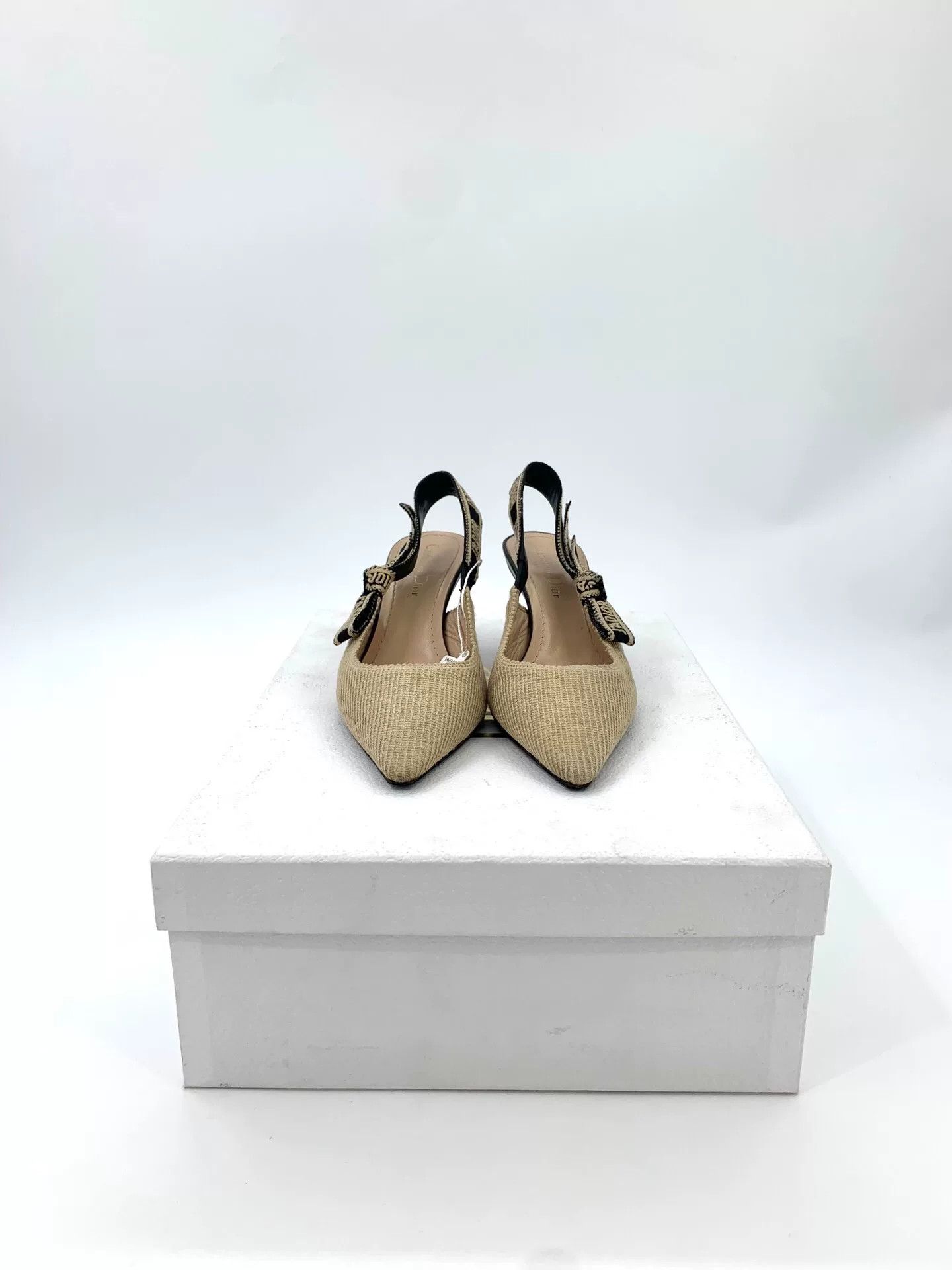 Dior Dior Brown Embroidered Strap Heel Sandals Size US 6 / IT 36 - 9 Thumbnail