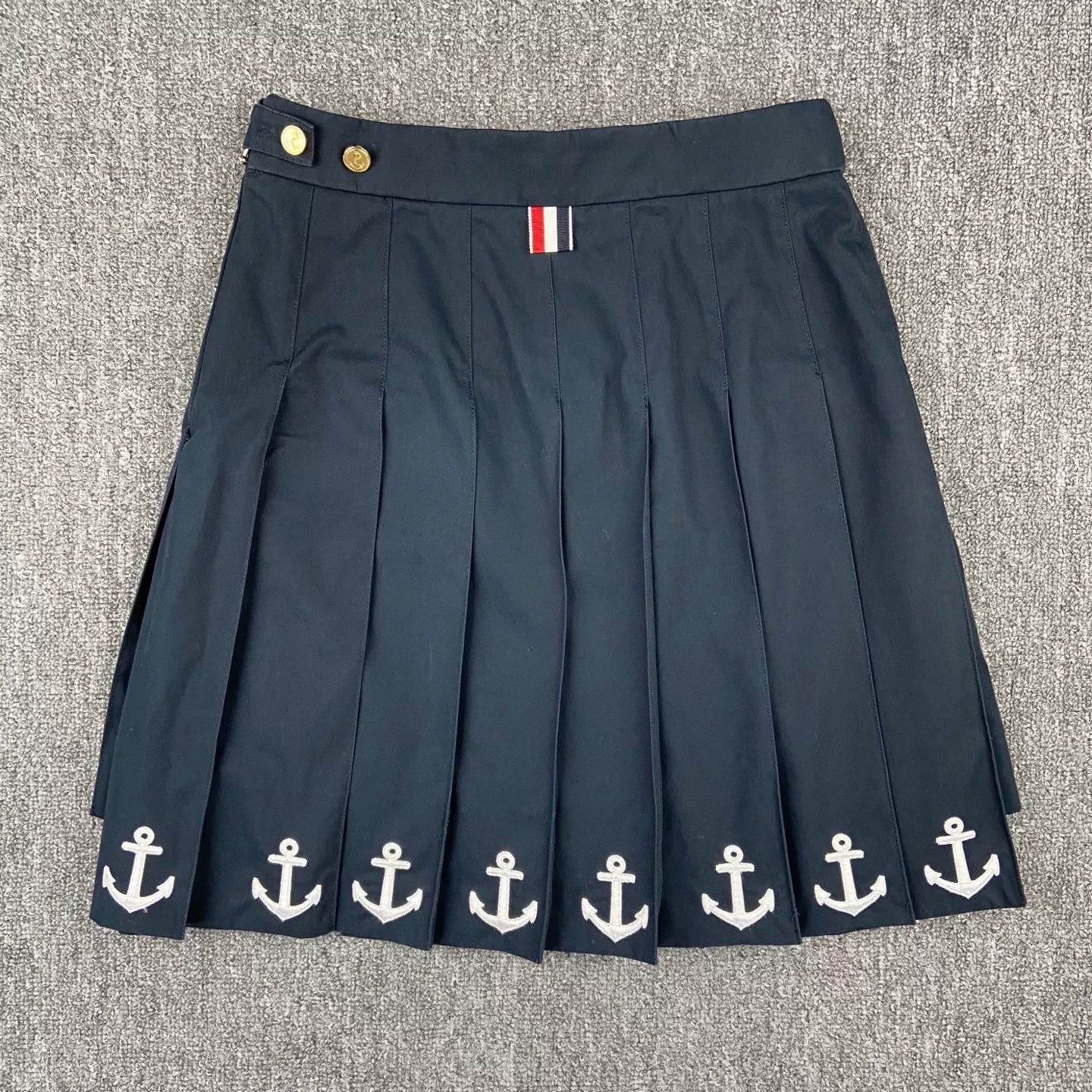 Thom Browne navy pleated skirt by thom browne Size 26" / US 2 / IT 38 - 4 Thumbnail
