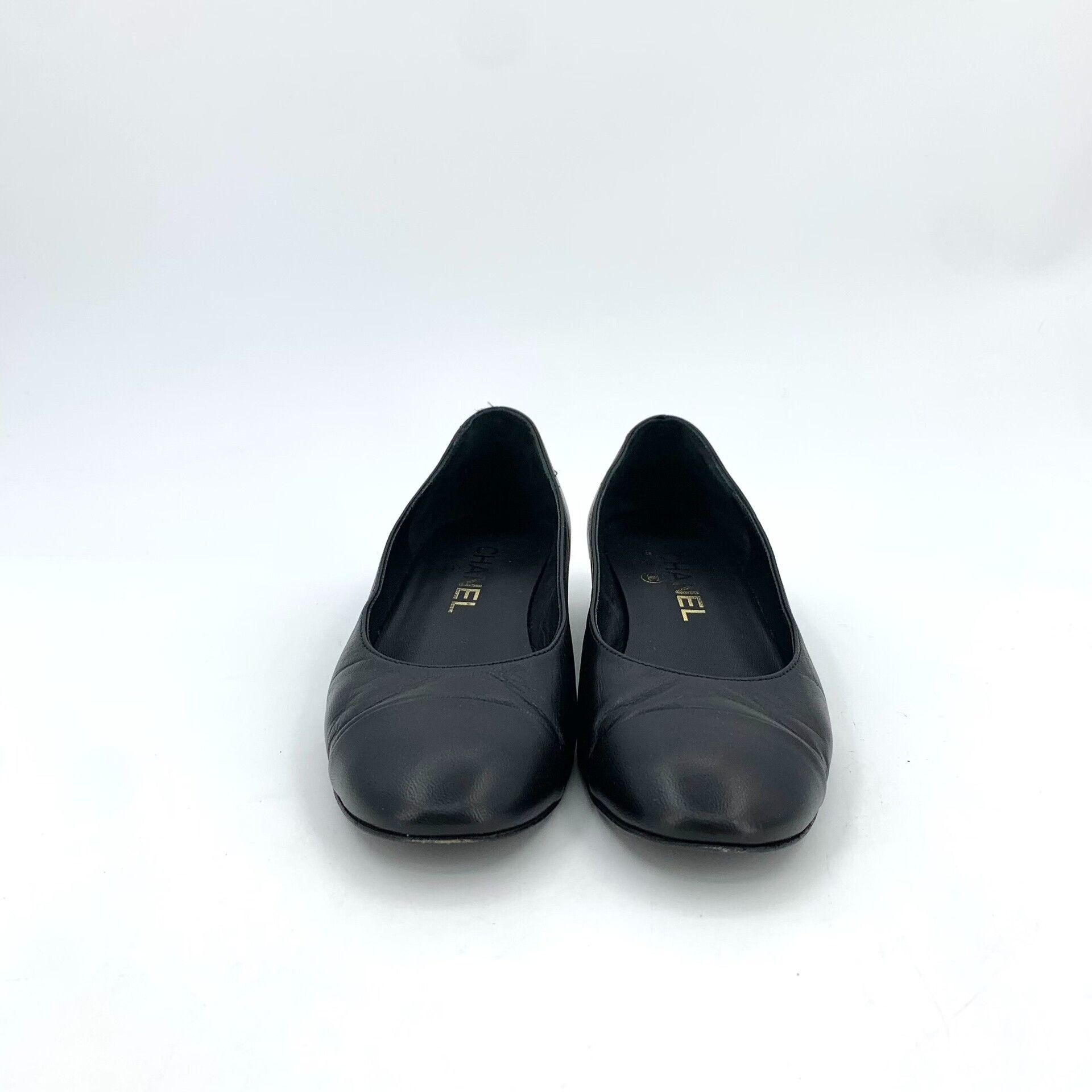 Chanel Chanel Black Leather Pearl Heel Pumps Size US 6 / IT 36 - 3 Thumbnail