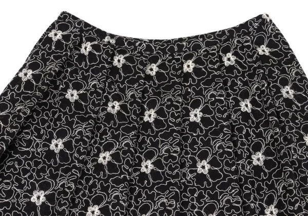 Comme des Garcons COMME des GARCONS Vintage Embroidered Skirt Size 26" / US 2 / IT 38 - 4 Thumbnail