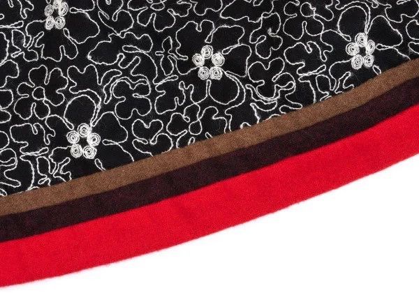 Comme des Garcons COMME des GARCONS Vintage Embroidered Skirt Size 26" / US 2 / IT 38 - 6 Thumbnail