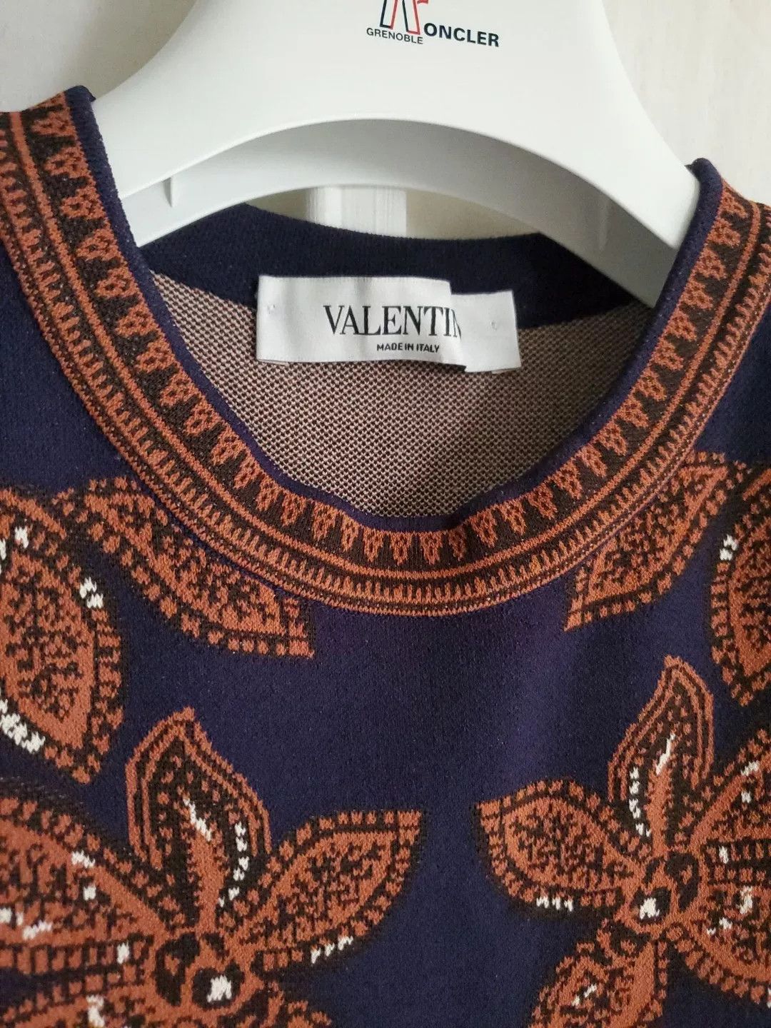 Valentino Valentino Jungle Knitted Dress with Giraffe Print Size M / US 6-8 / IT 42-44 - 4 Thumbnail