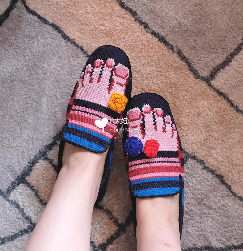 Loewe Loewe Embroidered Toe Women's Loafers Size US 8 / IT 38 - 2 Thumbnail