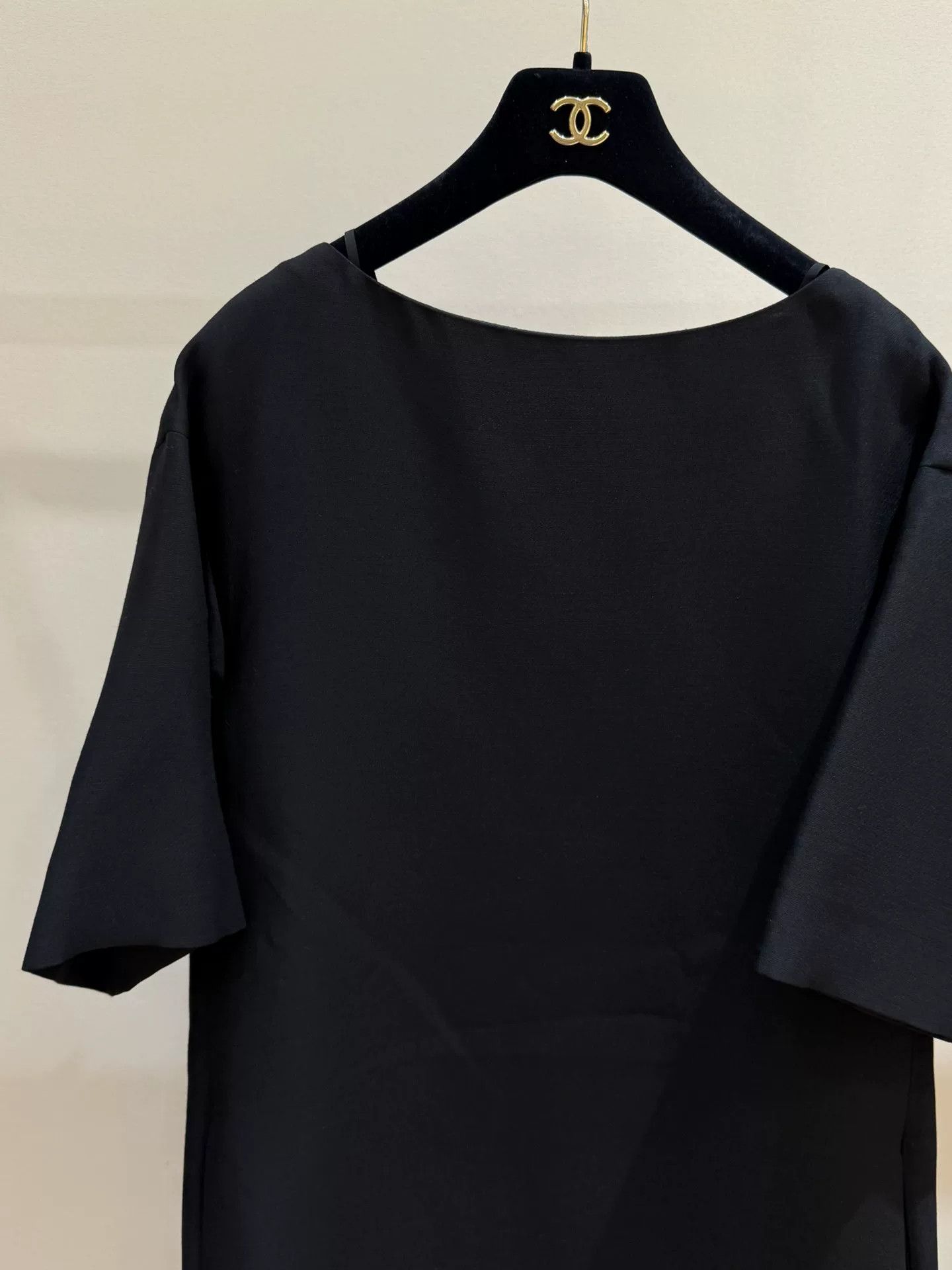 Valentino Valentino Black Midi Dress with Bows Size M / US 6-8 / IT 42-44 - 2 Thumbnail